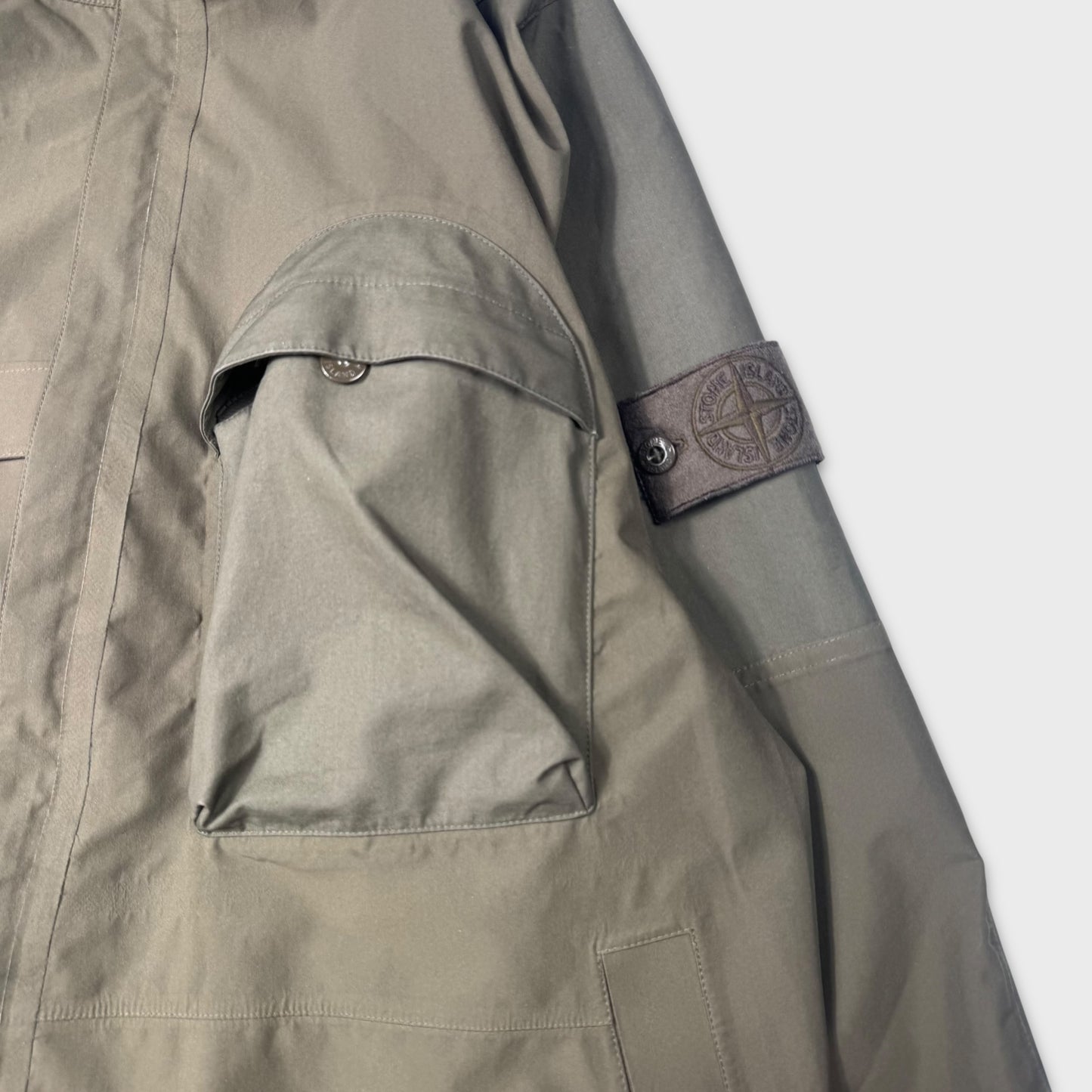 Stone Island Ghost Tank Shield Multilayer Fusion Jacket L