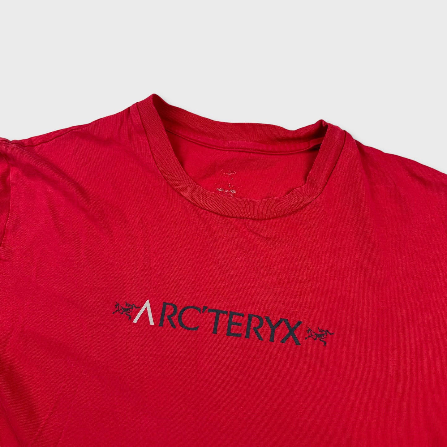 Arc’teryx Red Graphic Logo T-Shirt XS/S