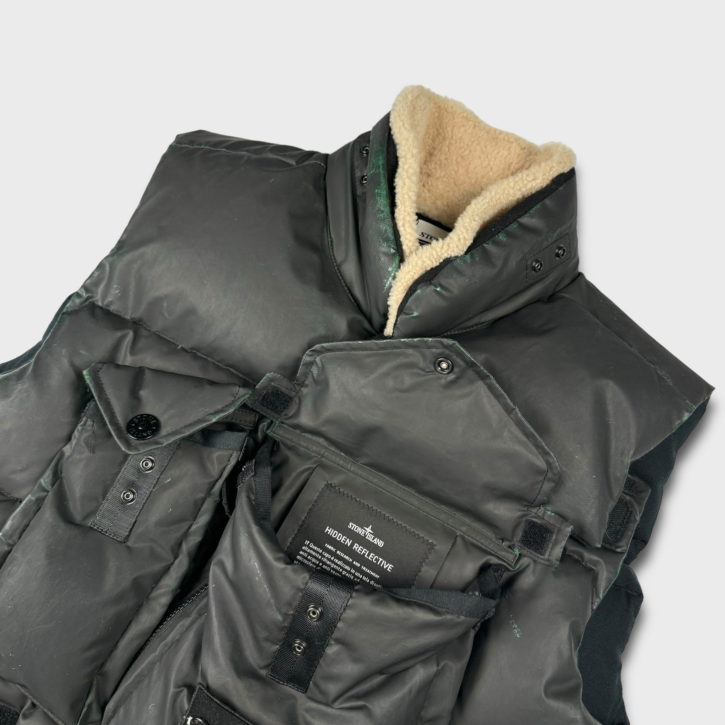 Stone Island ‘Hidden Reflective’ Special Process Gilet L