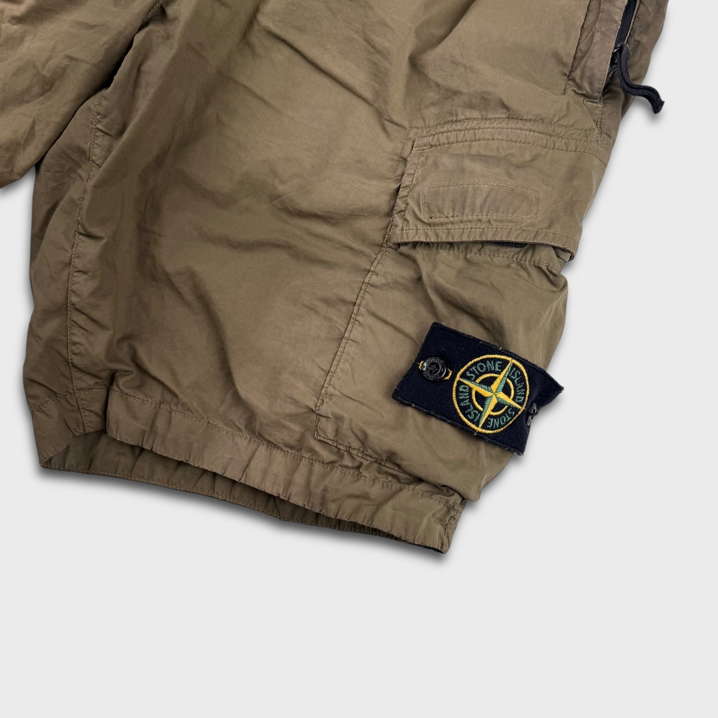 Stone Island Tela Olive Cargo Shorts W32