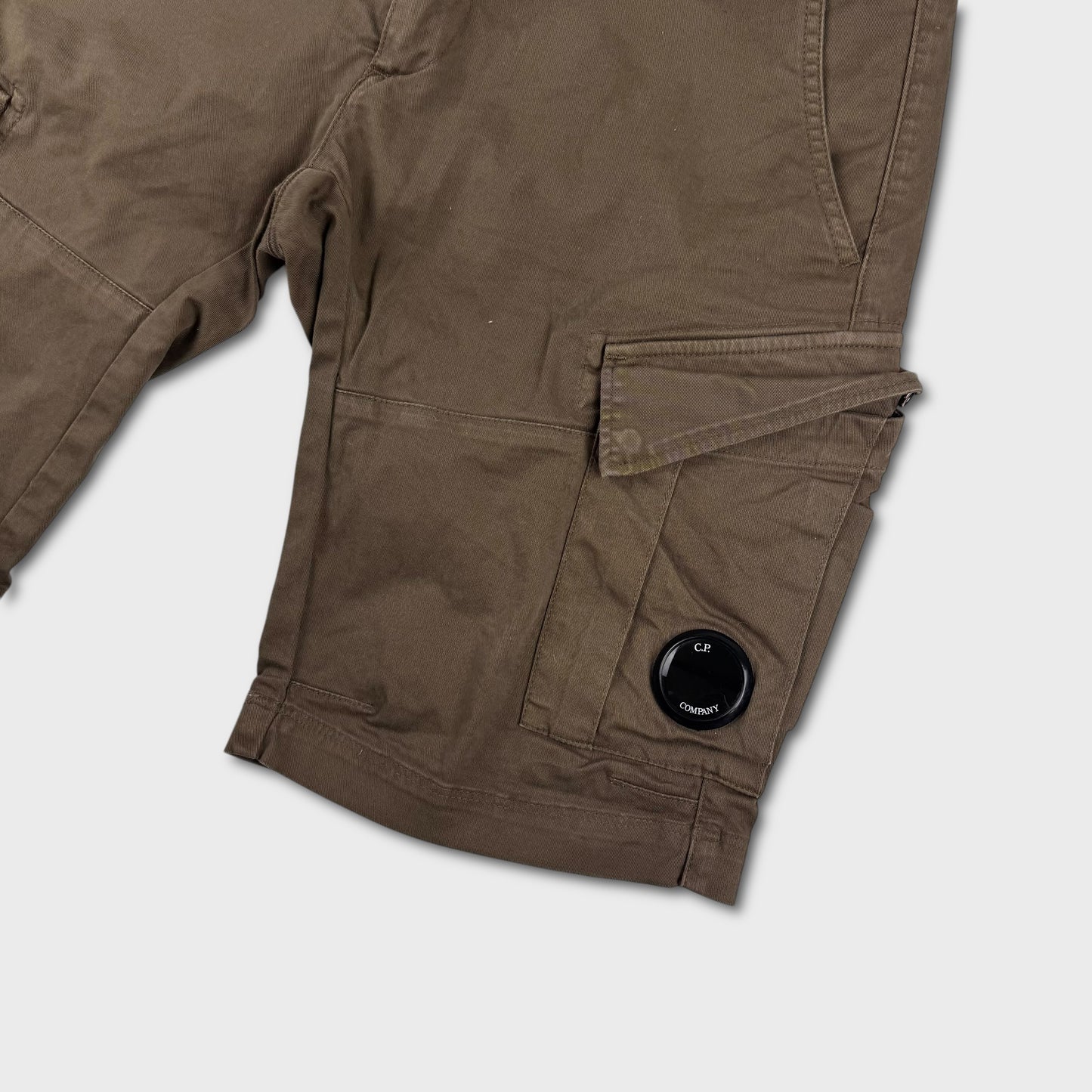 CP Company Lens Cargo Shorts M