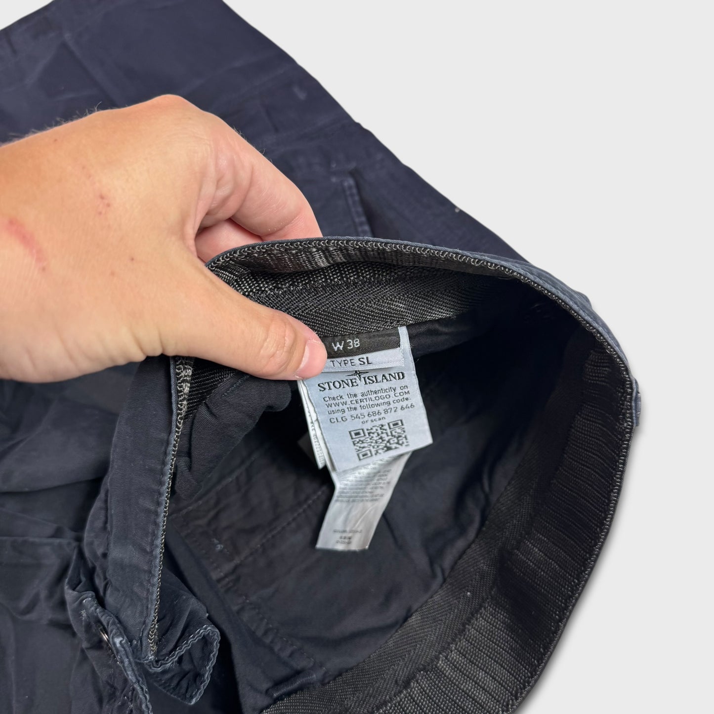 Stone Island Badge Cargo Shorts W38