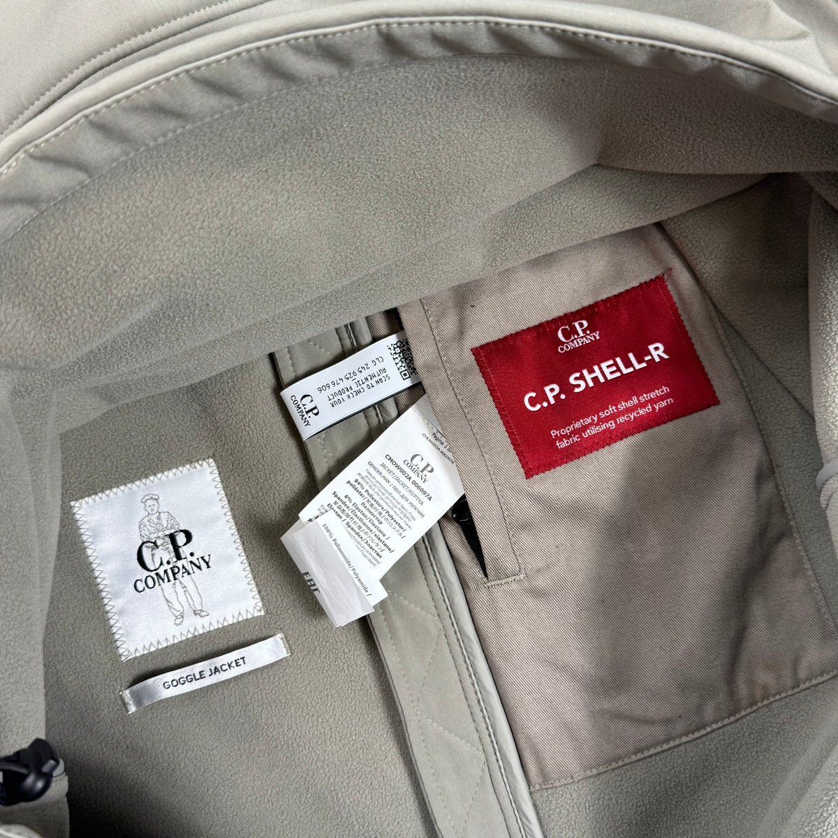 CP Company Shell-R Goggle Hood Jacket M