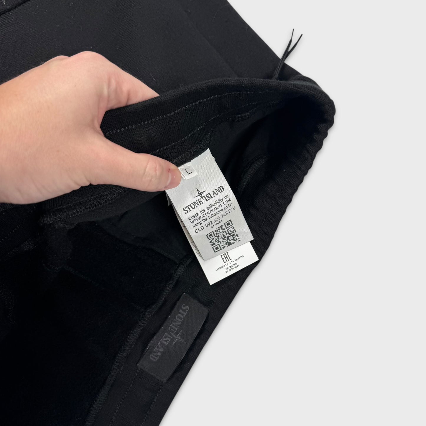 Stone Island Ghost Cargo Shorts L