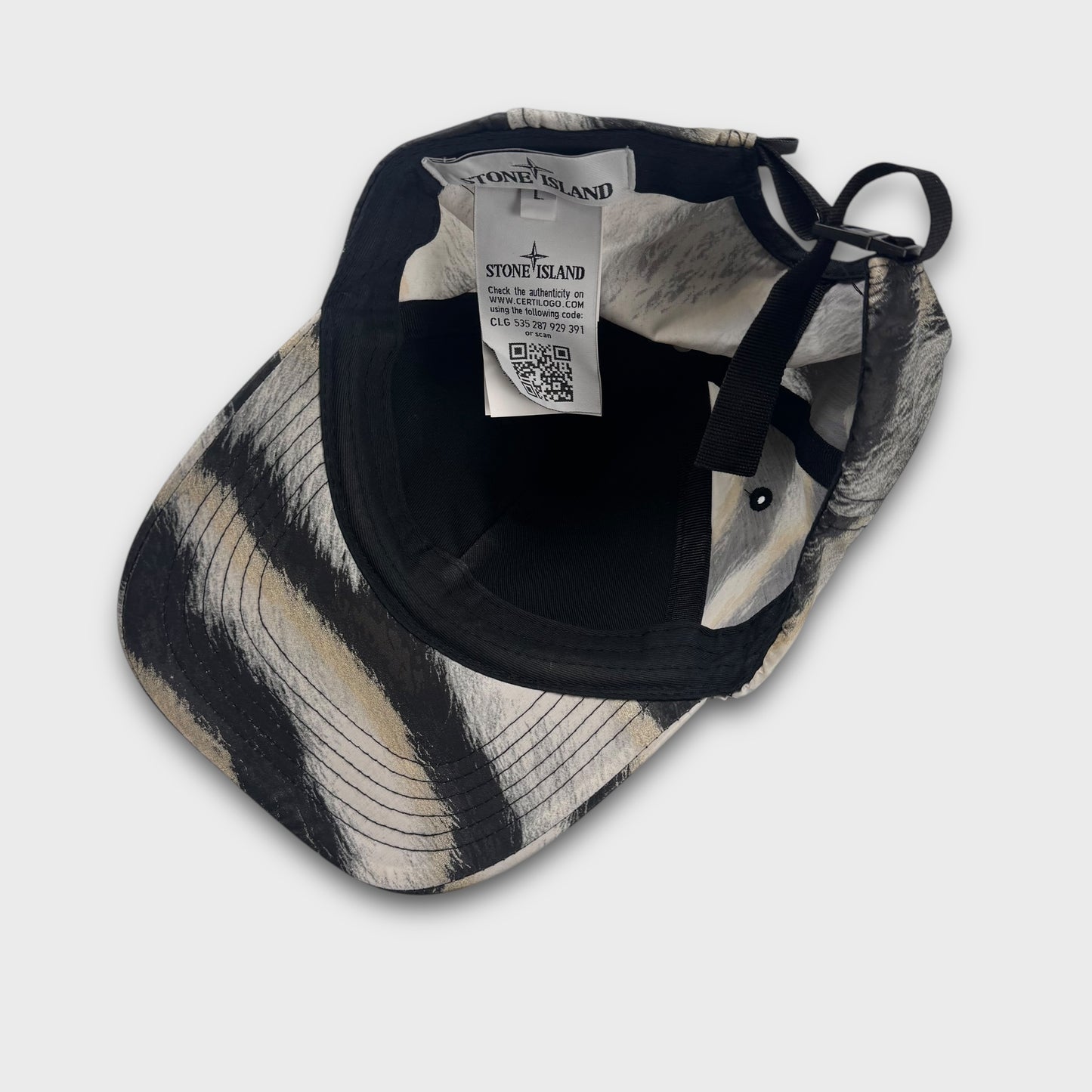 Stone Island White Tiger 5 Panel Cap L