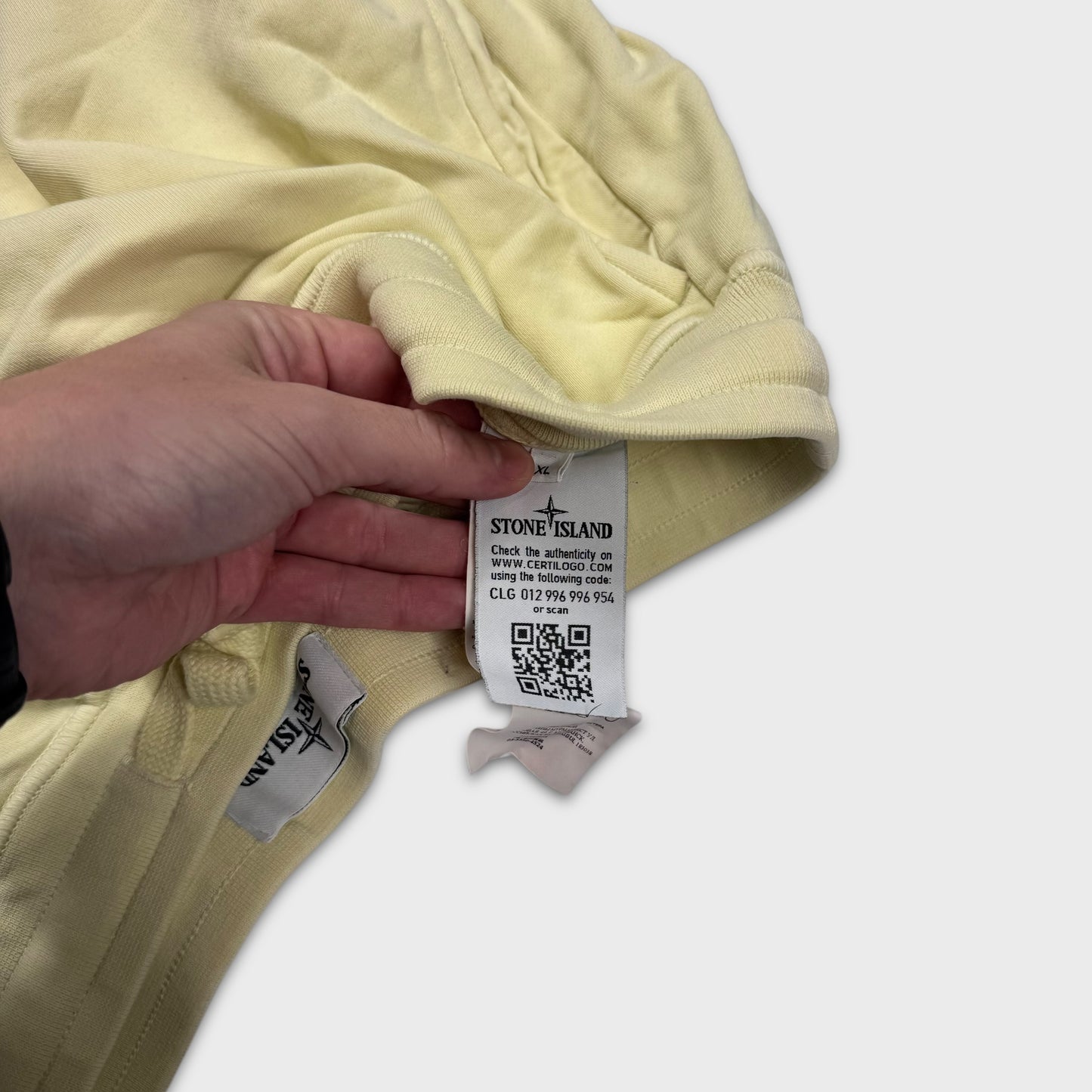 Stone Island Yellow Cotton Shorts XL