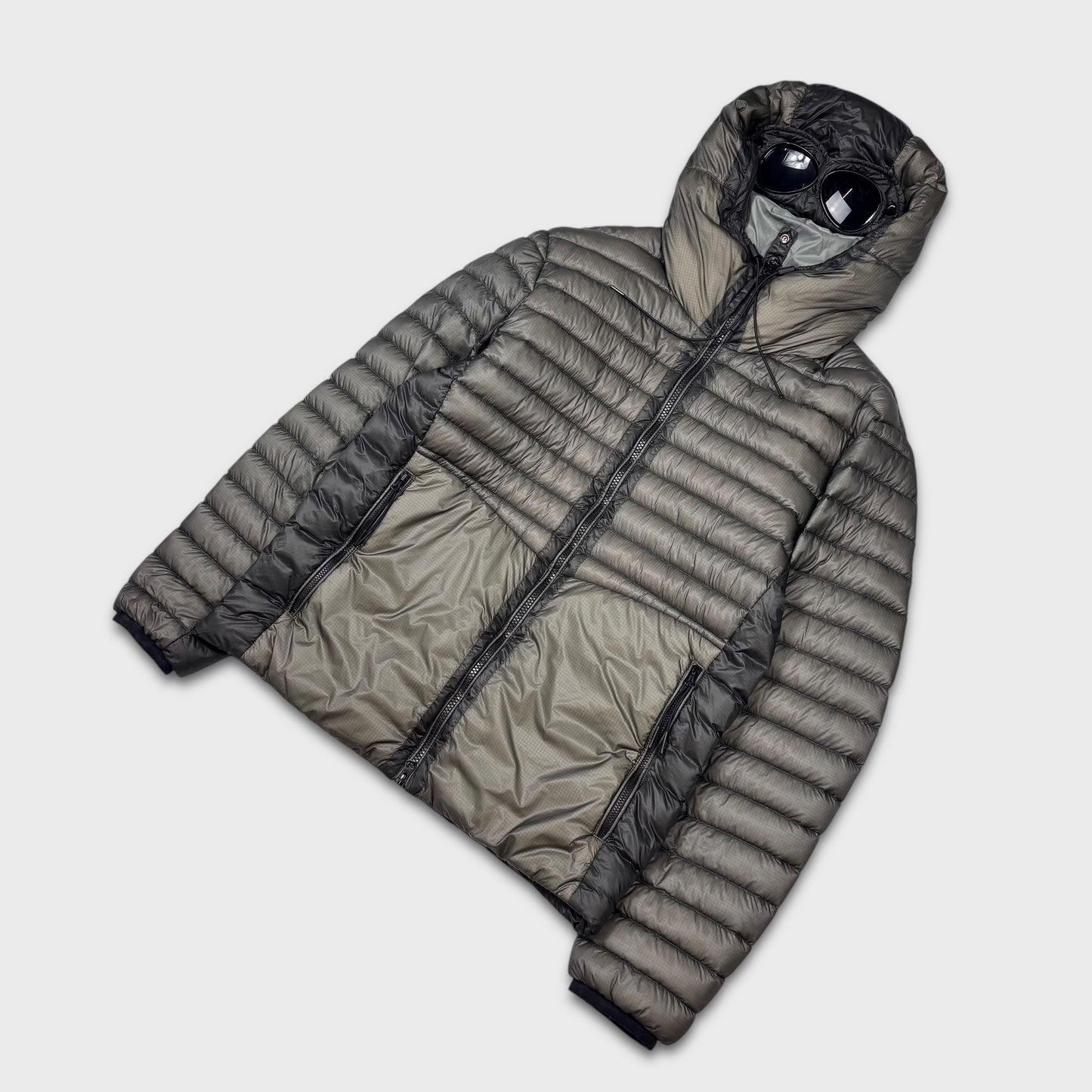 CP Company DD Shell Goggle Puffer Jacket M