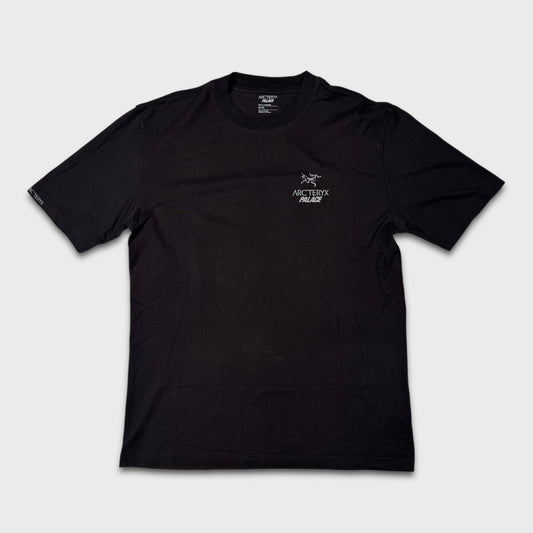 Arc’teryx x Palace Tri-Ferg T-Shirt M