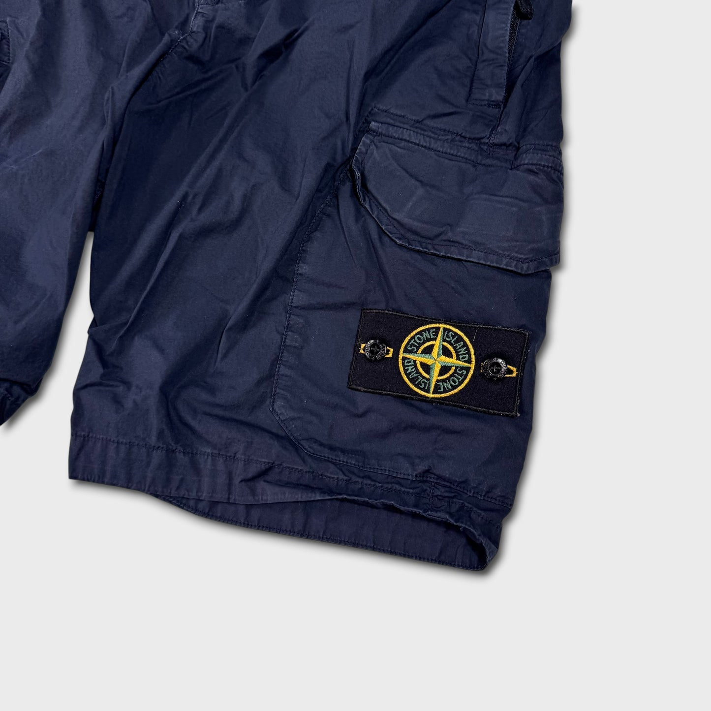Stone Island Badge Cargo Shorts W30