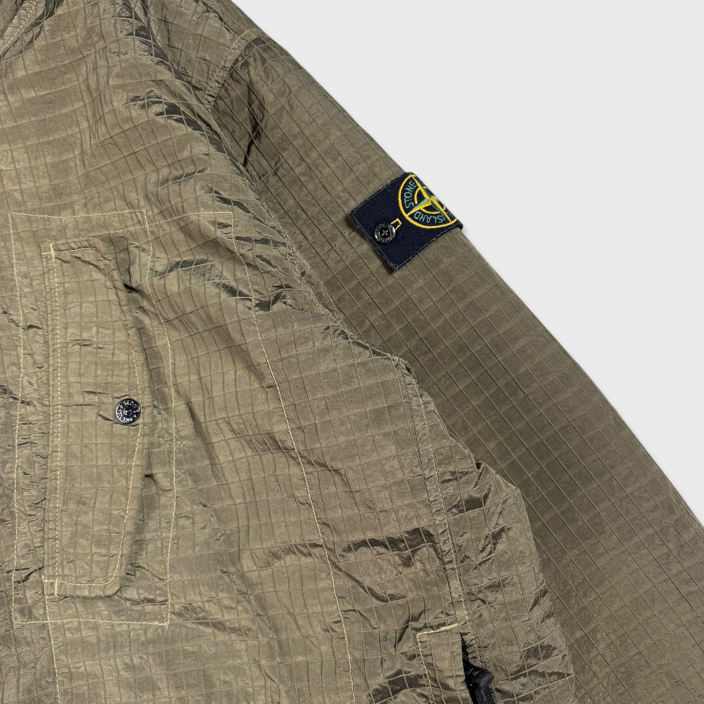 Stone Islans 2023 Macro Ripstop Nylon Metal With Primaloft TC Smock Jacket XL