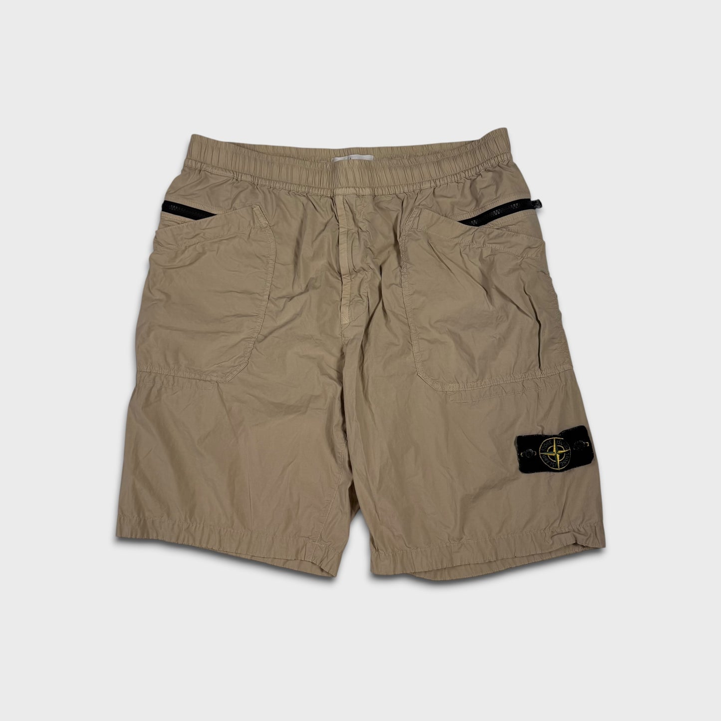 Stone Island Tela Badge Cargo Shorts W34