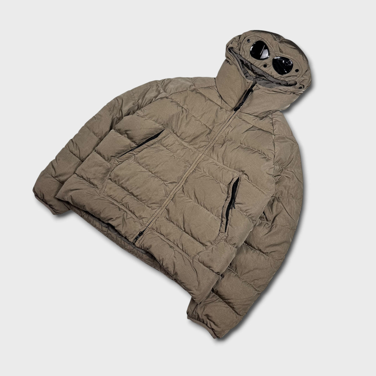 CP Company Eco Chrome-R Goggle Hood Puffer Jacket M