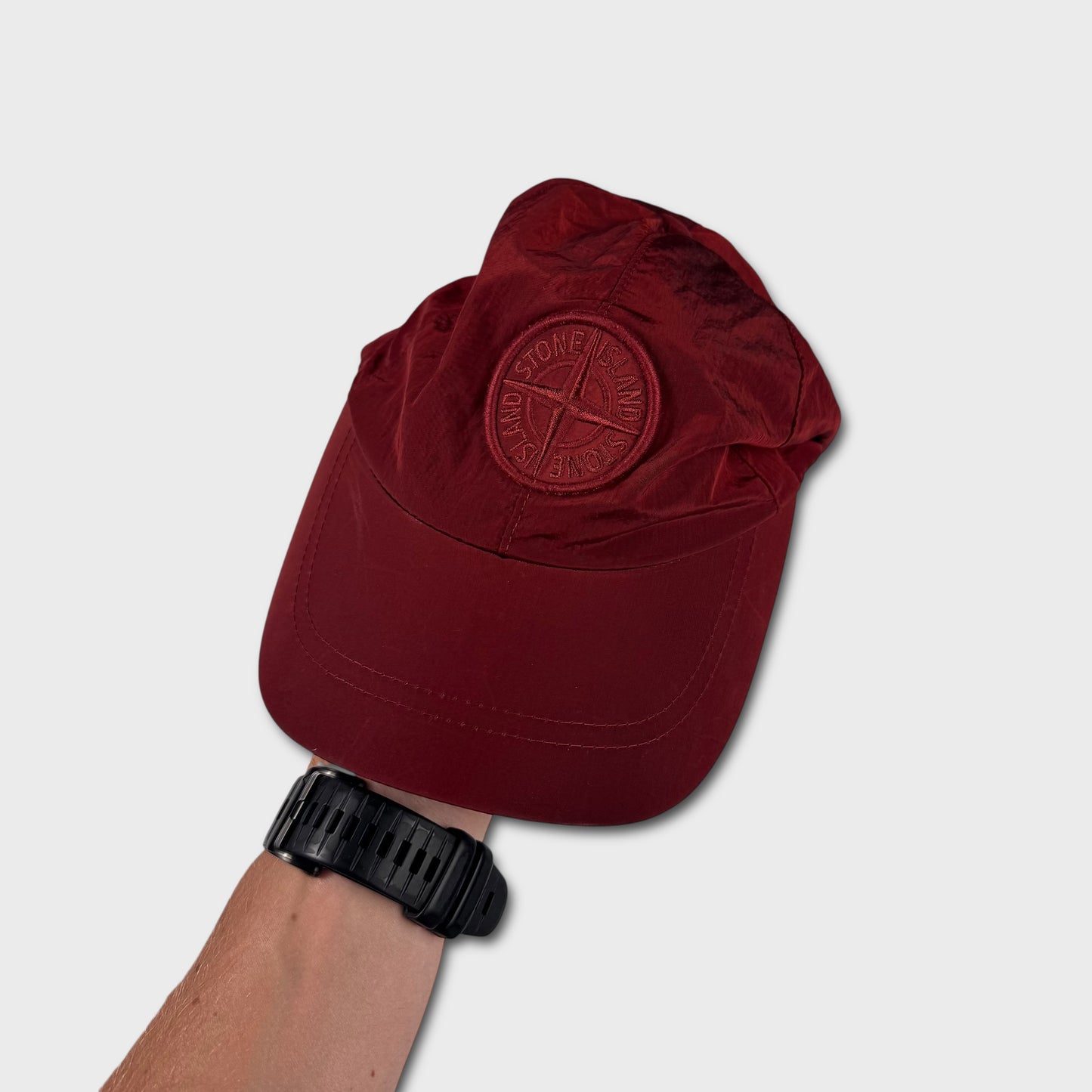 Stone Island Red Nylon Metal Cap L