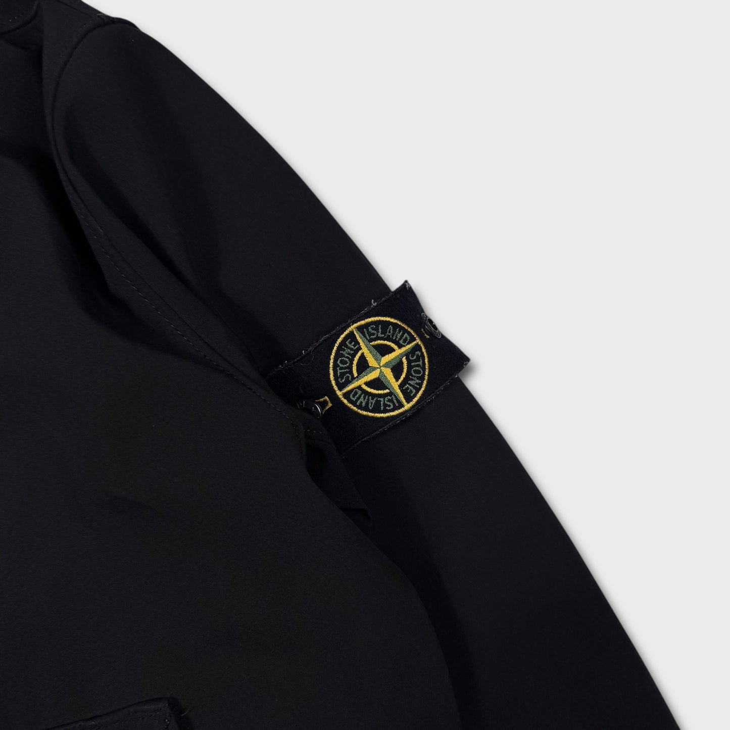 Stone Island Black Light Soft Shell-R Jacket M