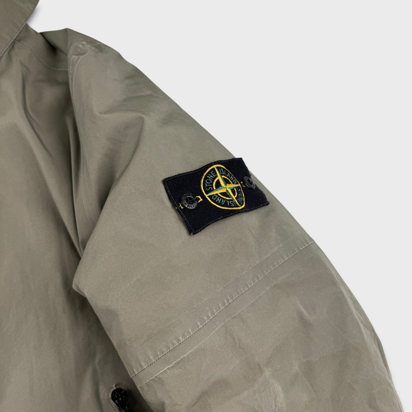 Stone Island Water Repellent Supima Cotton Primaloft Jacket L