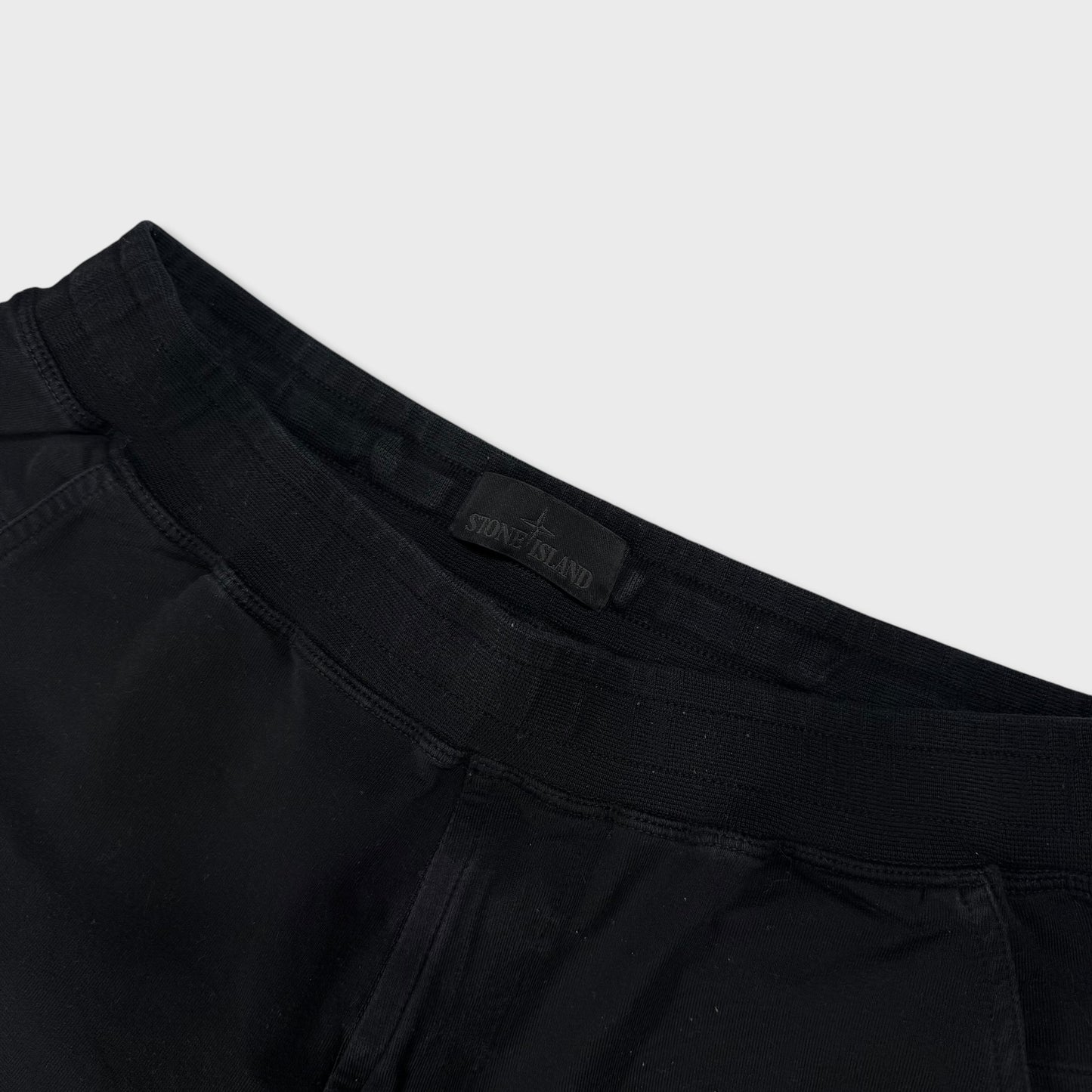 Stone Island Ghost Cargo Shorts S