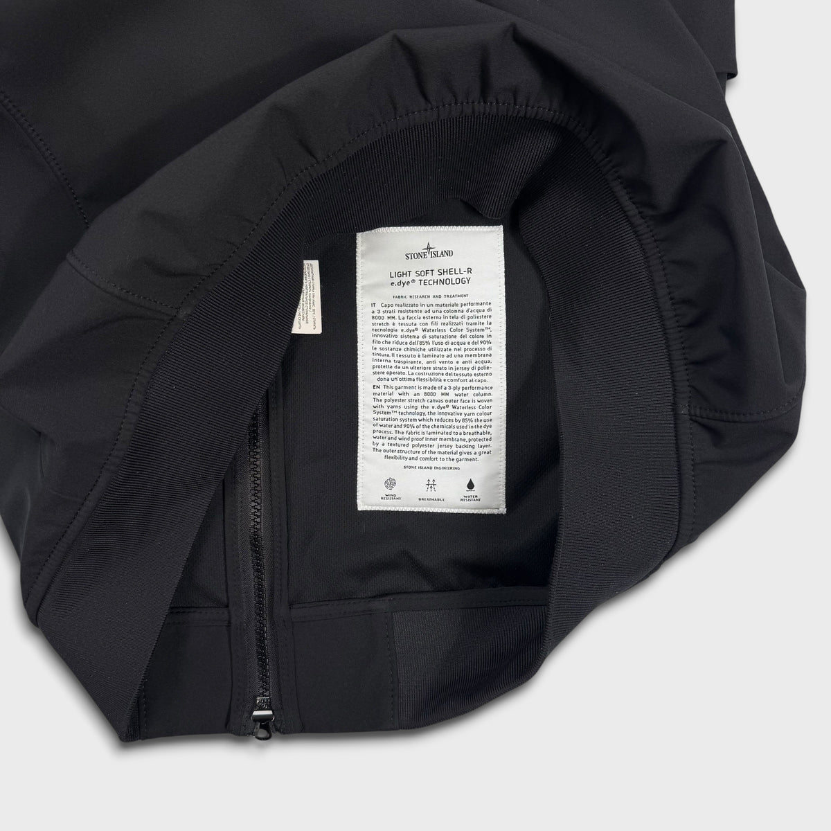 Stone Island Light Soft Shell-R e-Dye Technology Jacket M