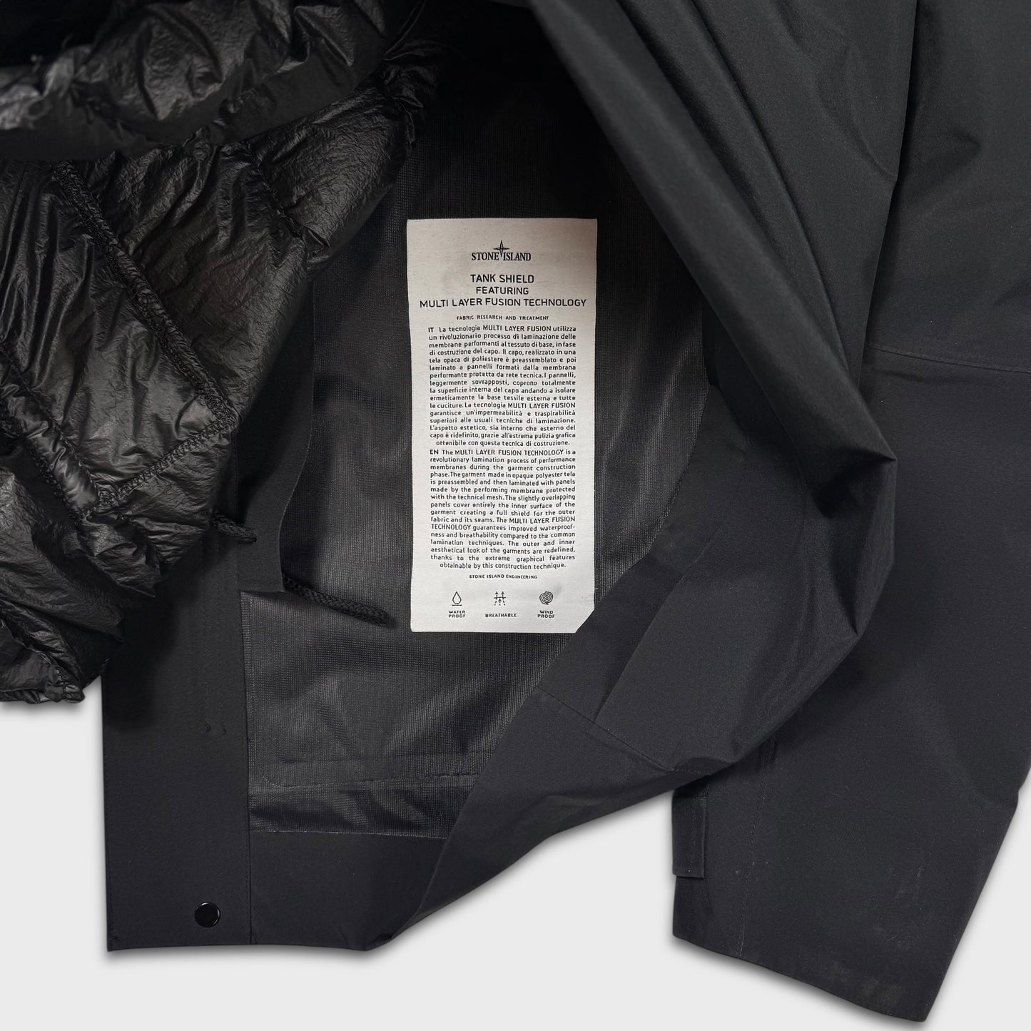 Stone Island Special Process Tank Shield Multi Layer Fusion Technology Jacket L