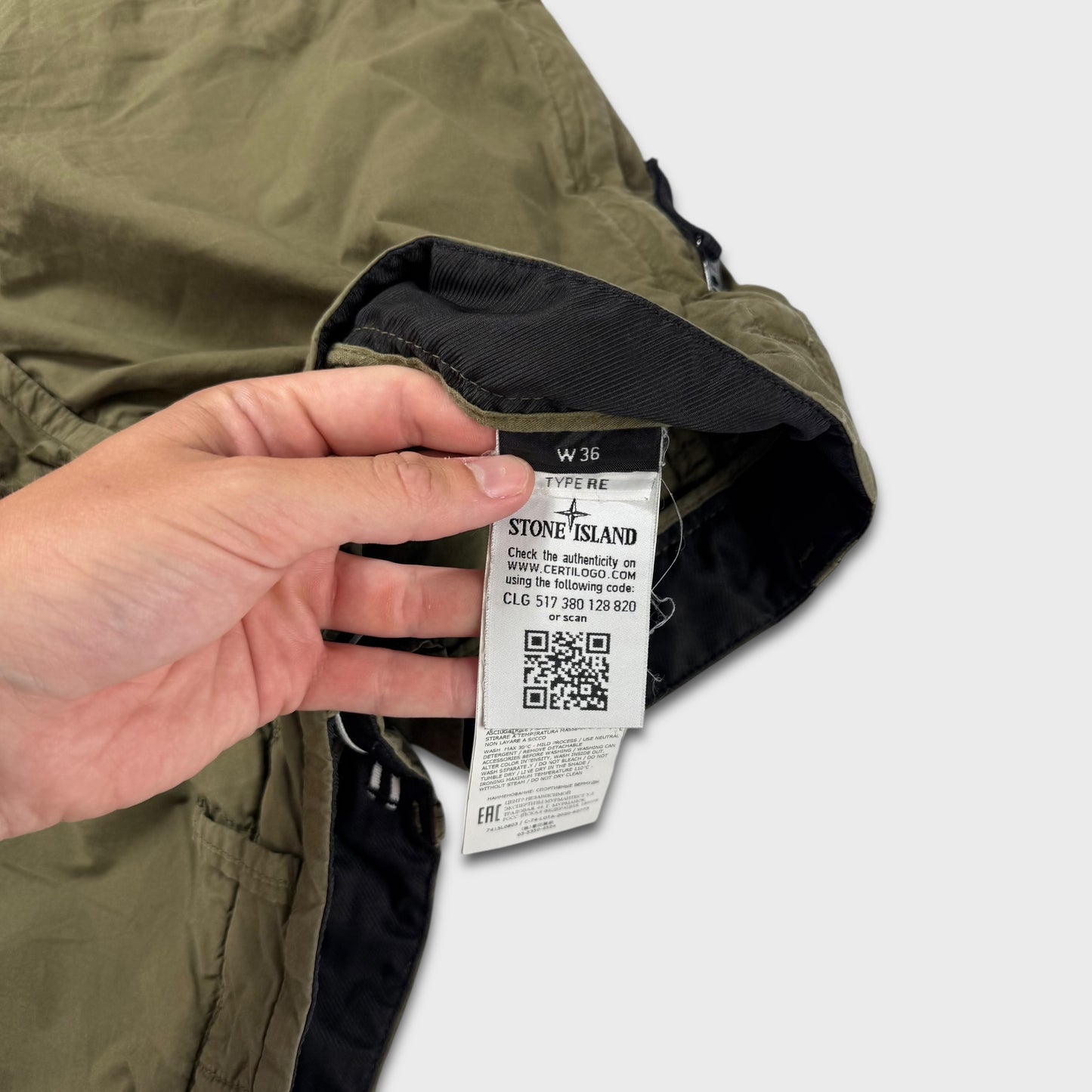 Stone Island Olive Tela Cargo Shorts W36