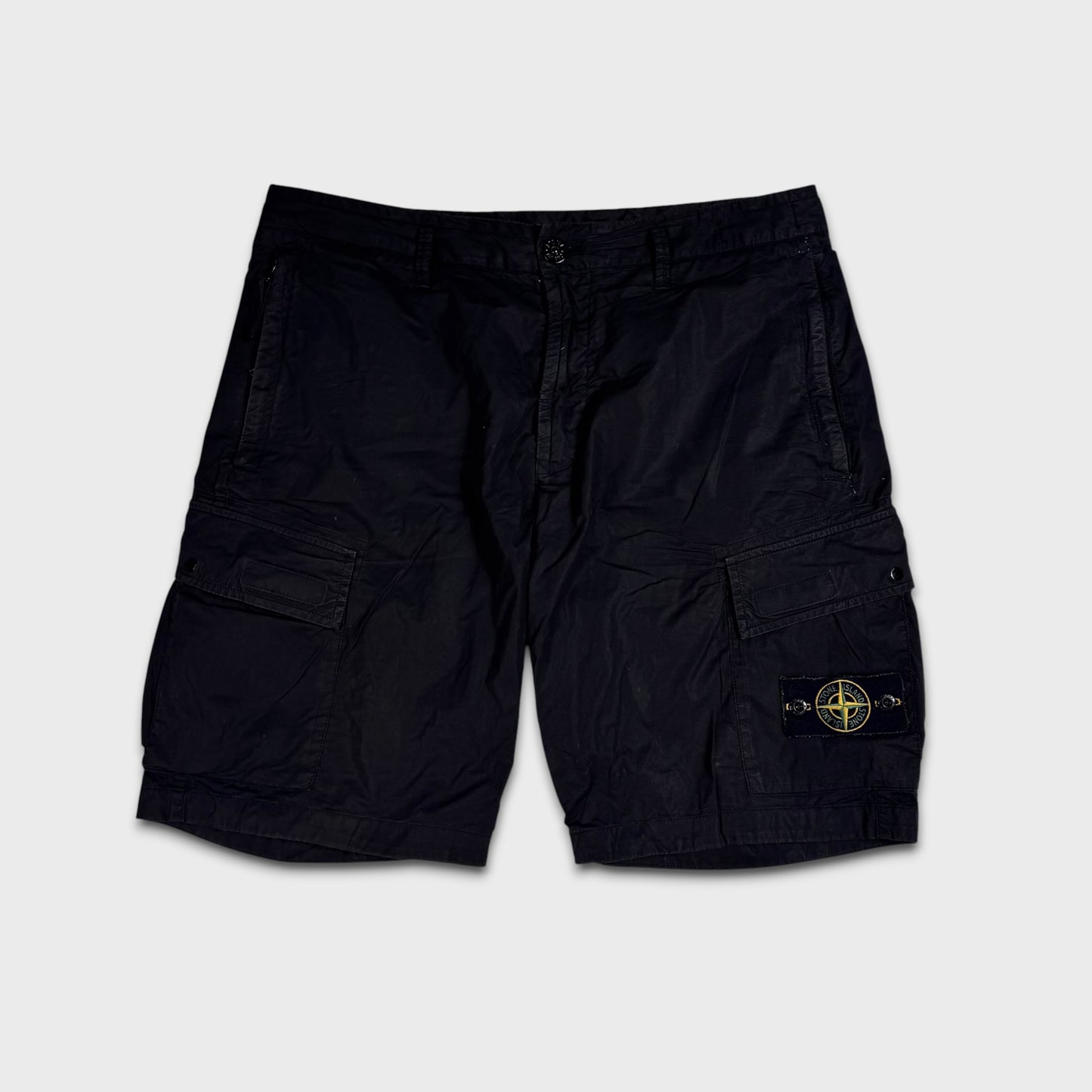 Stone Island Badge Cargo Shorts W32