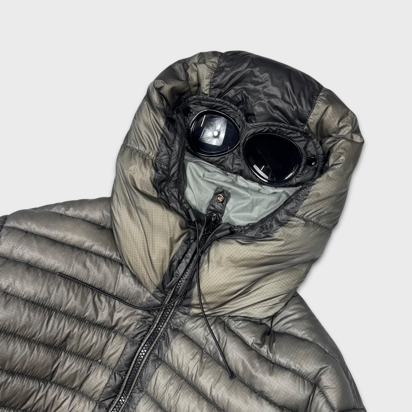 CP Company DD Shell Goggle Puffer Jacket M