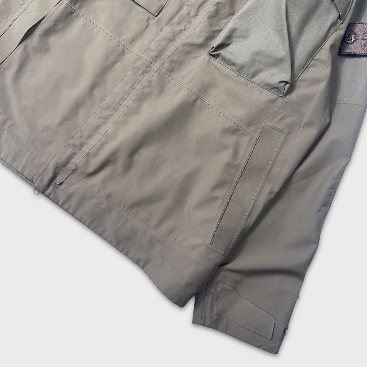 Stone Island Ghost Tank Shield Multilayer Fusion Jacket L