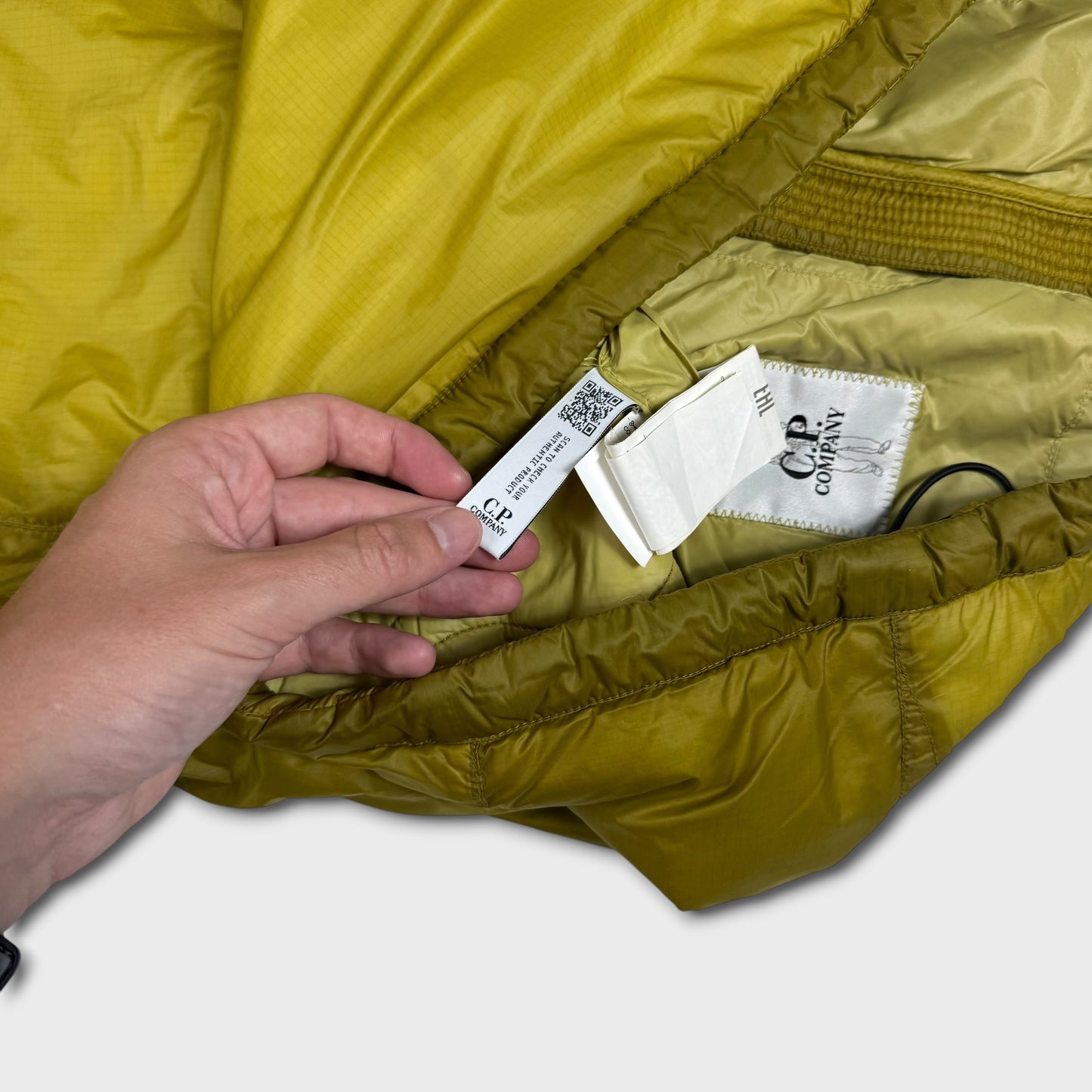 CP Company Yellow Outline Quilted Lens Jacket S
