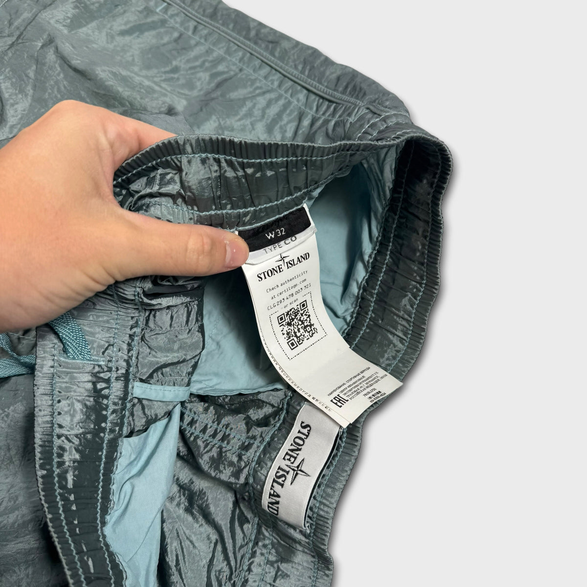 Stone Island Nylon Metal Badge Cargo Shorts W32