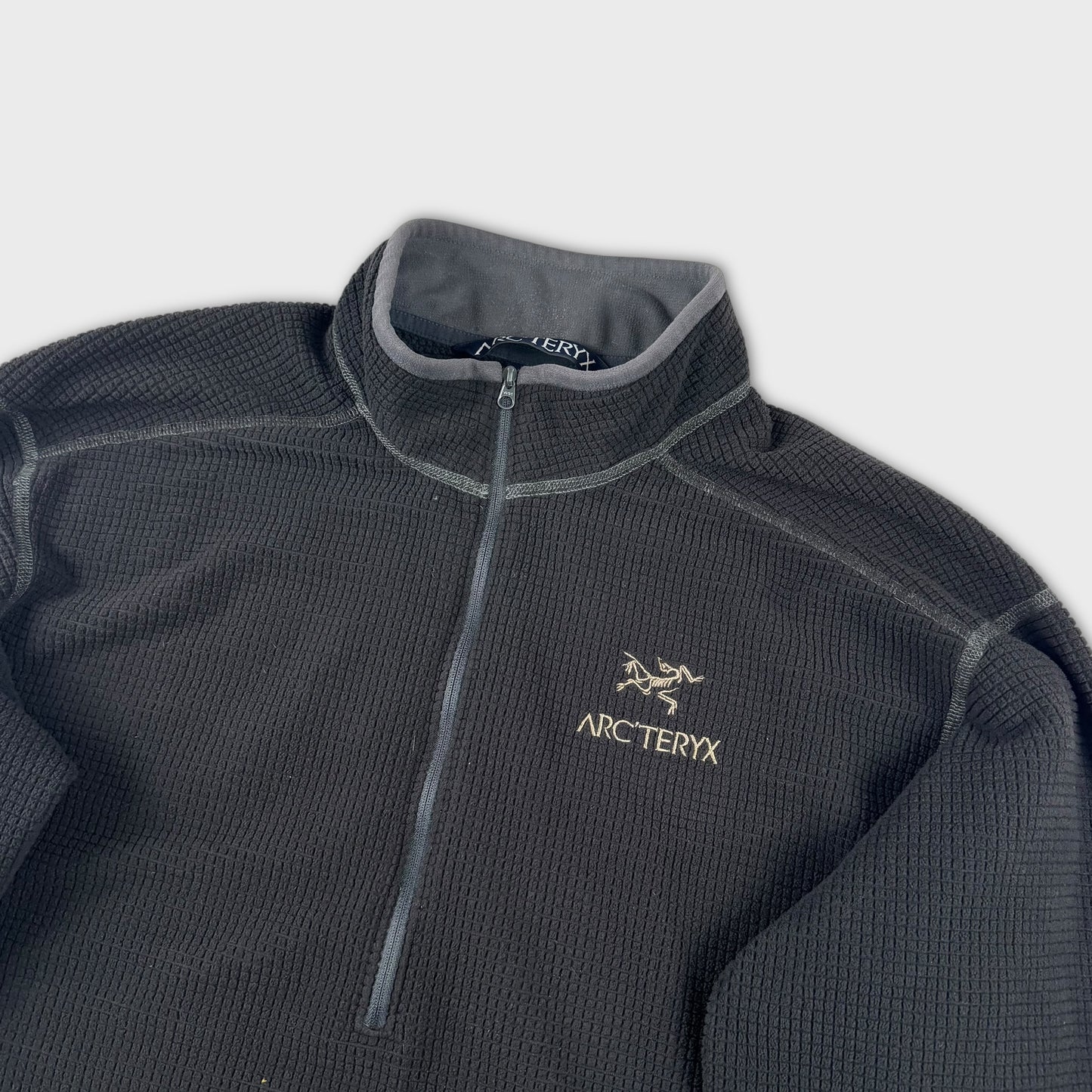 Arc’teryx Black 1/4 Zip Waffle Jumper XL