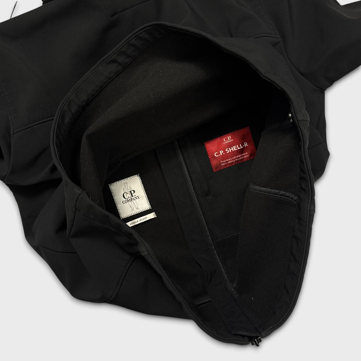 CP Company Black Soft Shell-R Goggle Jacket M