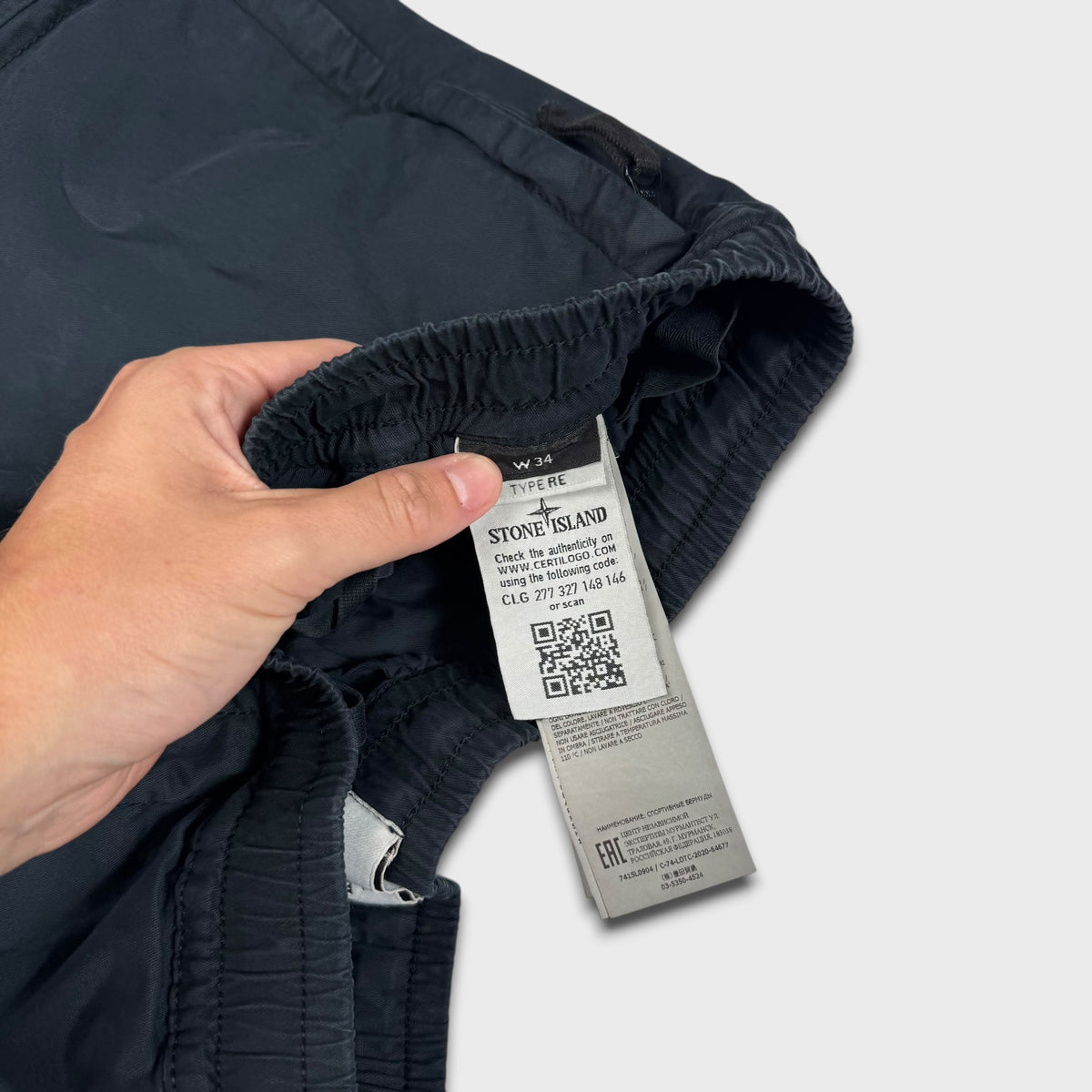 Stone Island Badge Cargo Shorts W34