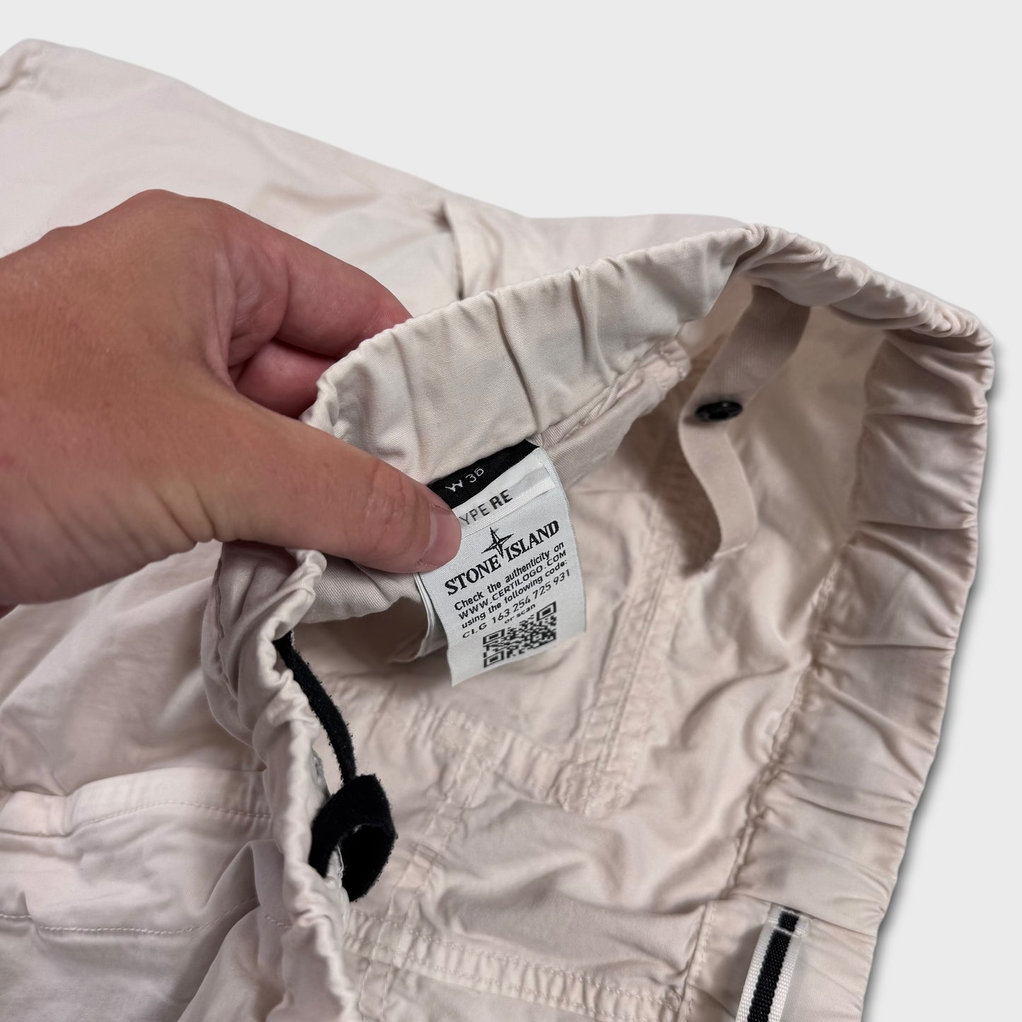 Stone Island Natural Badge Cargo Shorts W36