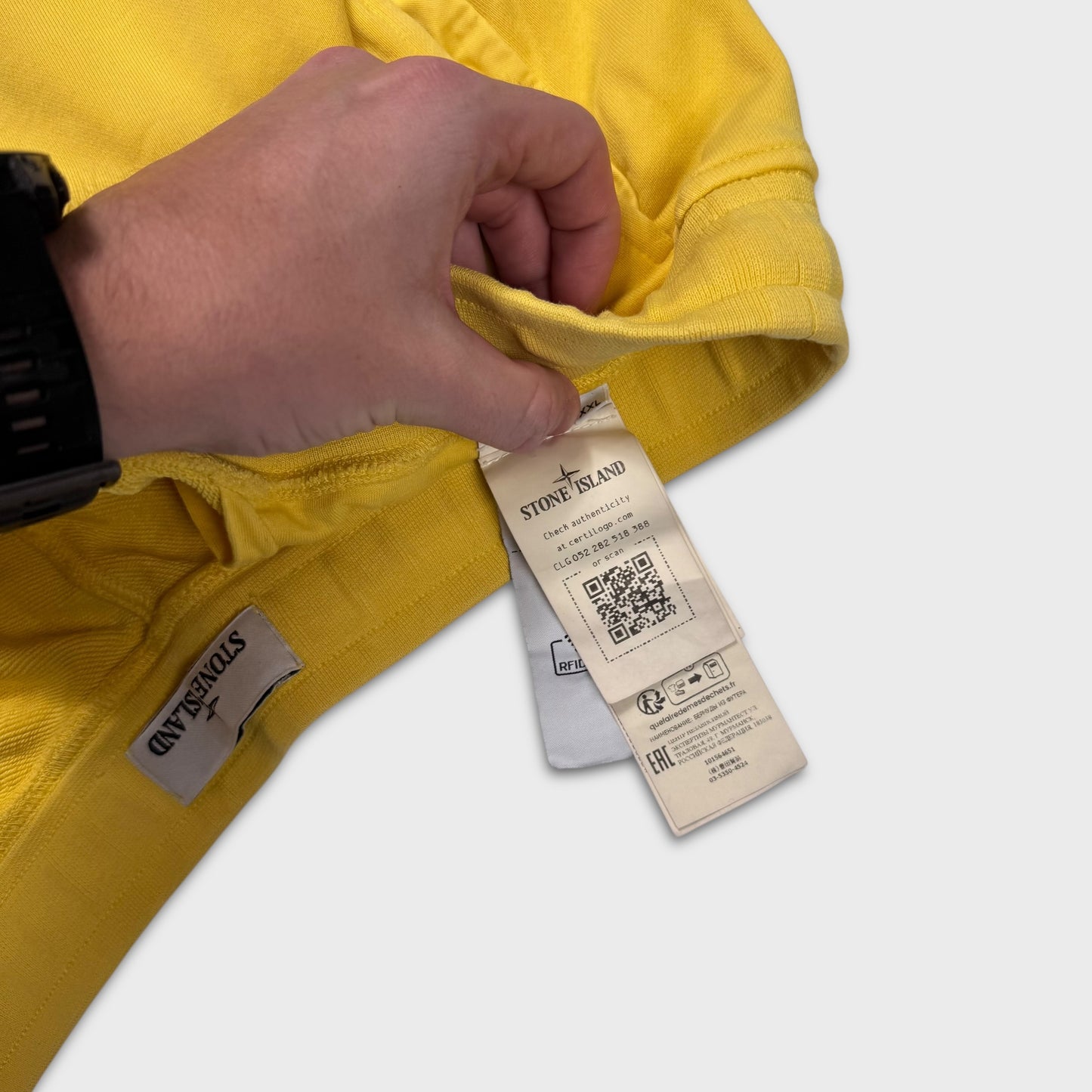 Stone Island Yellow Cotton Shorts XXL