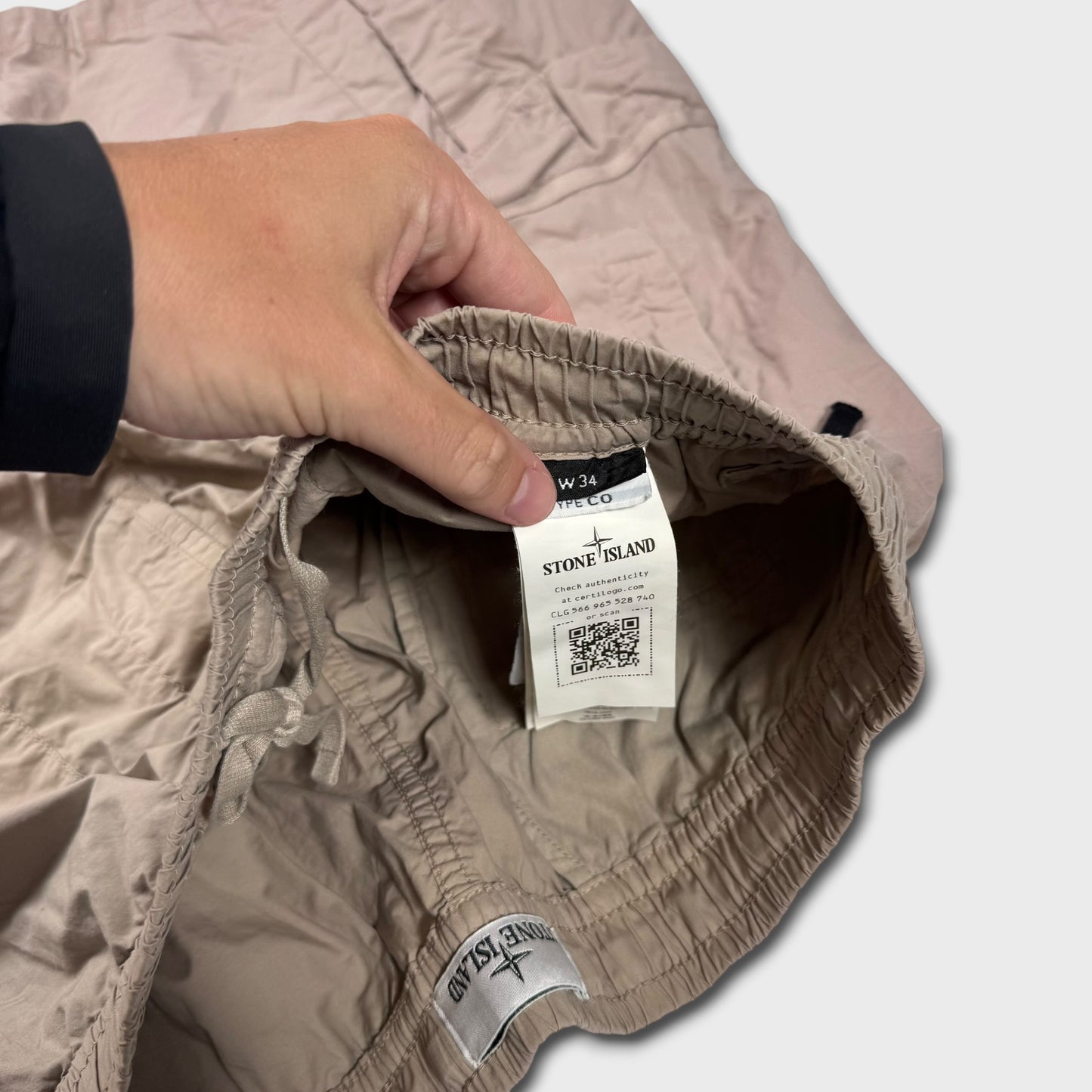Stone Island Badge Cargo Shorts W34
