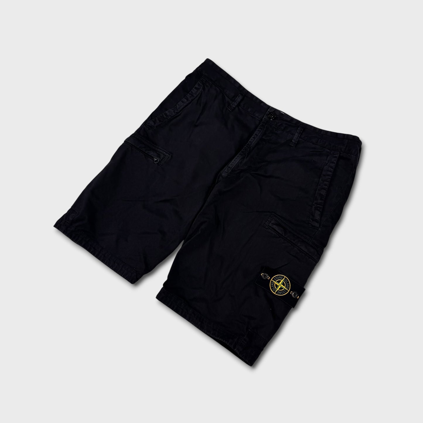 Stone Island Badge Cargo Shorts W32