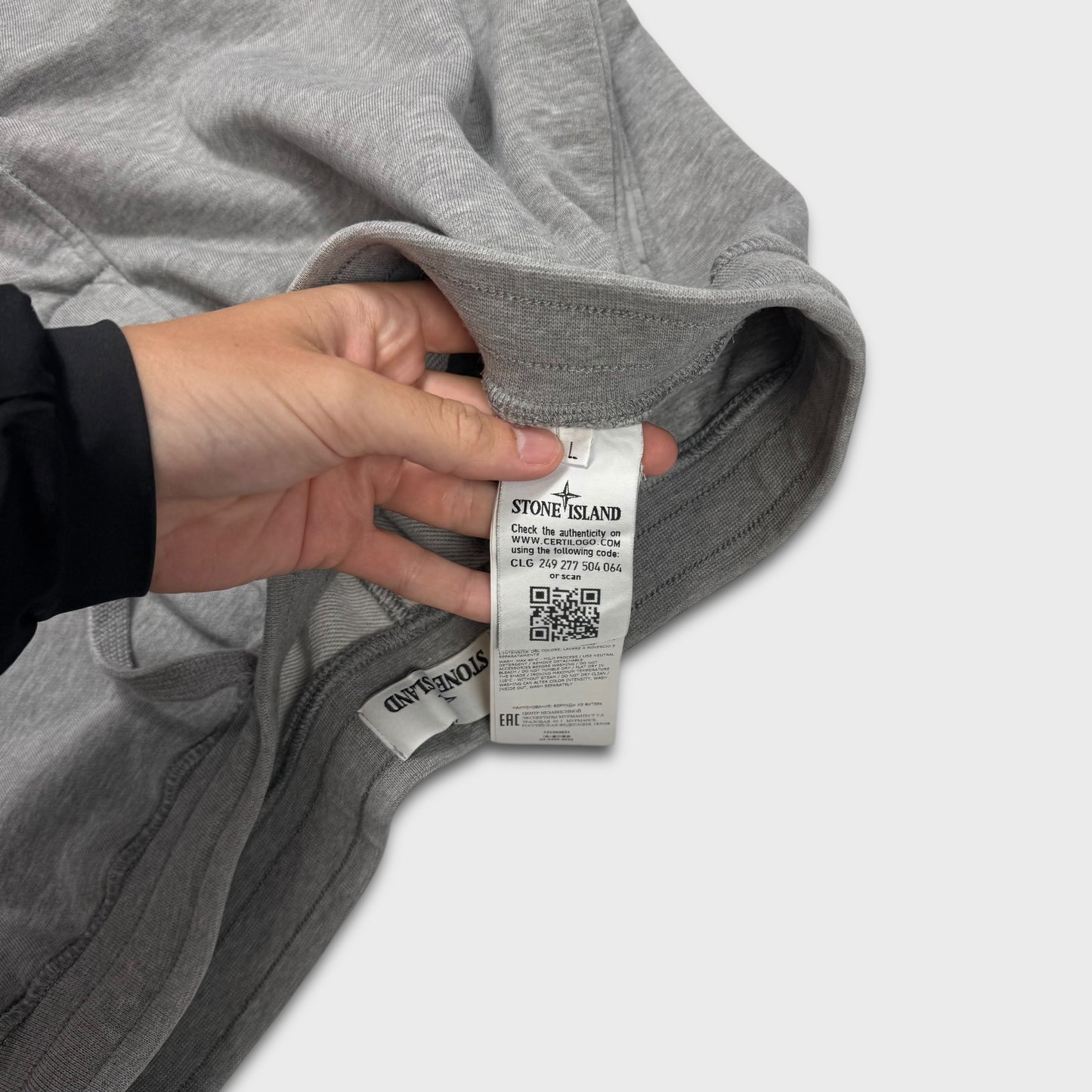Stone Island Grey Cotton Badge Shorts L
