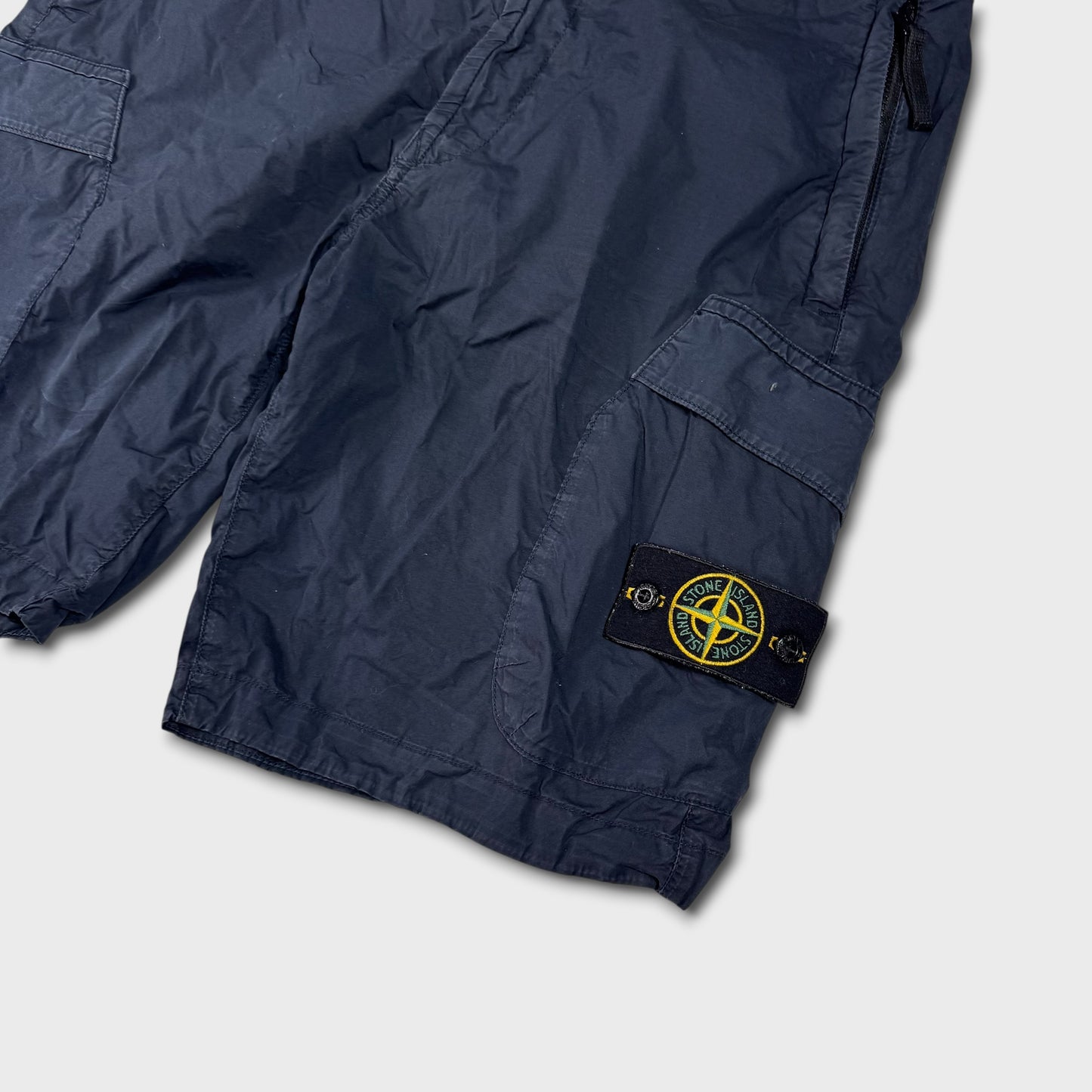 Stone Island Badge Cargo Shorts W32