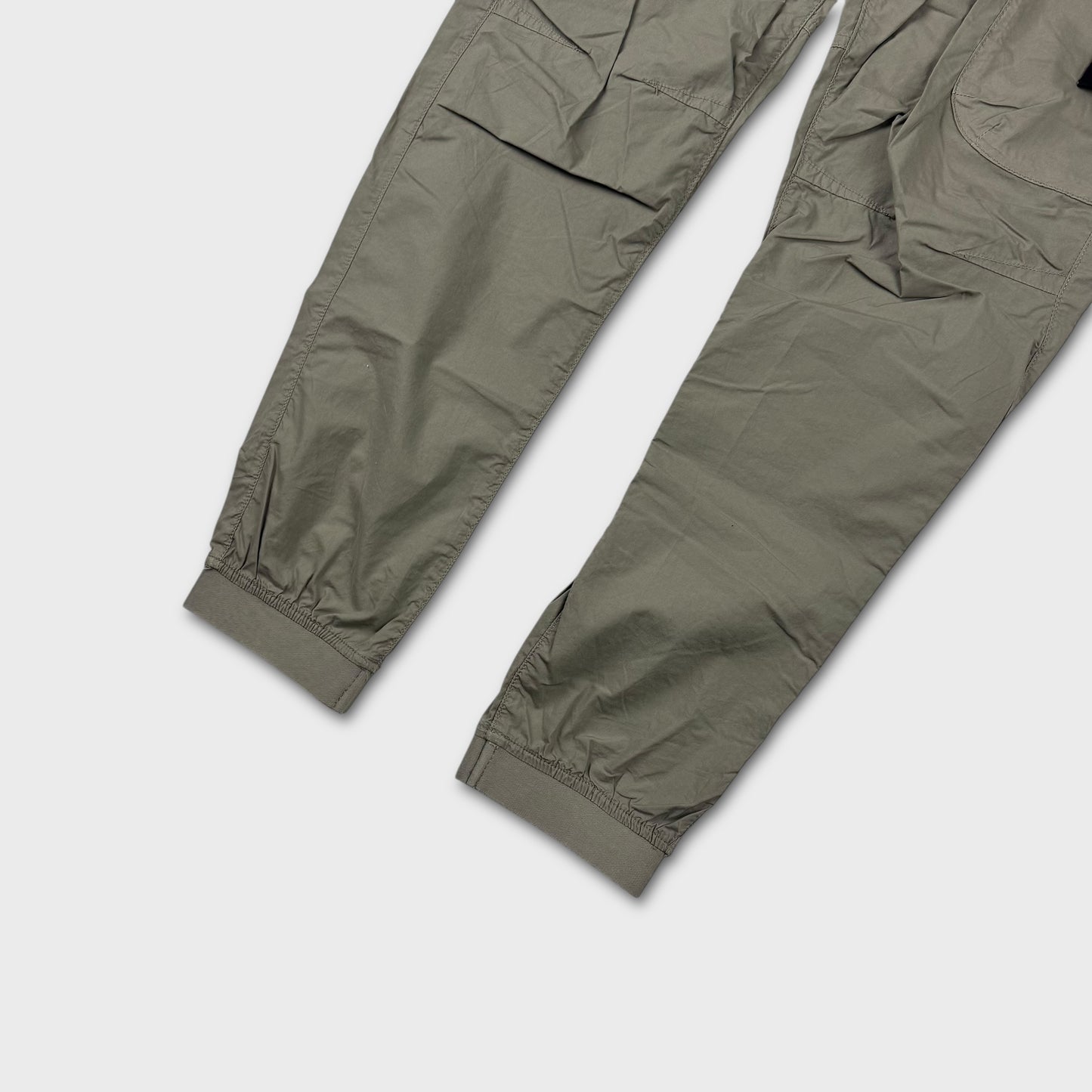 Stone Island Tela Badge Cargo Pants W30