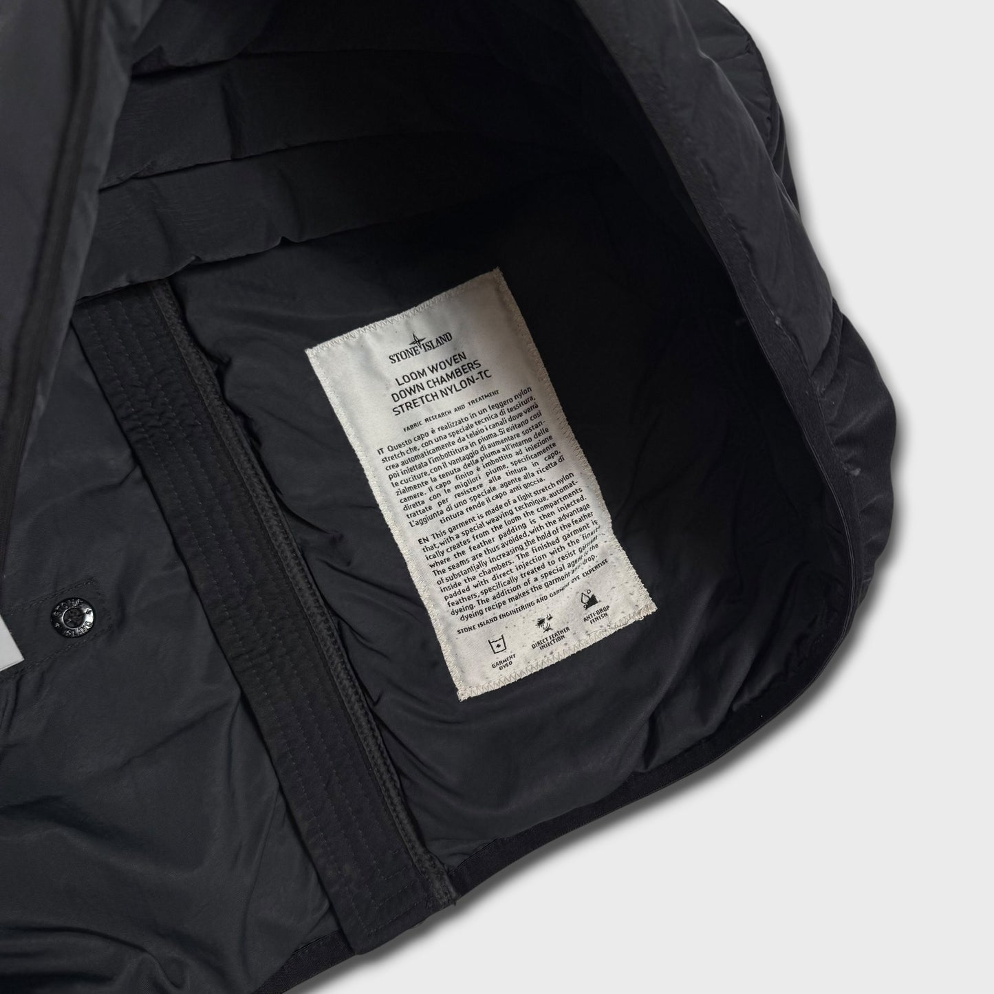 Stone Island Black Loom Woven Down Chambers Jacket S