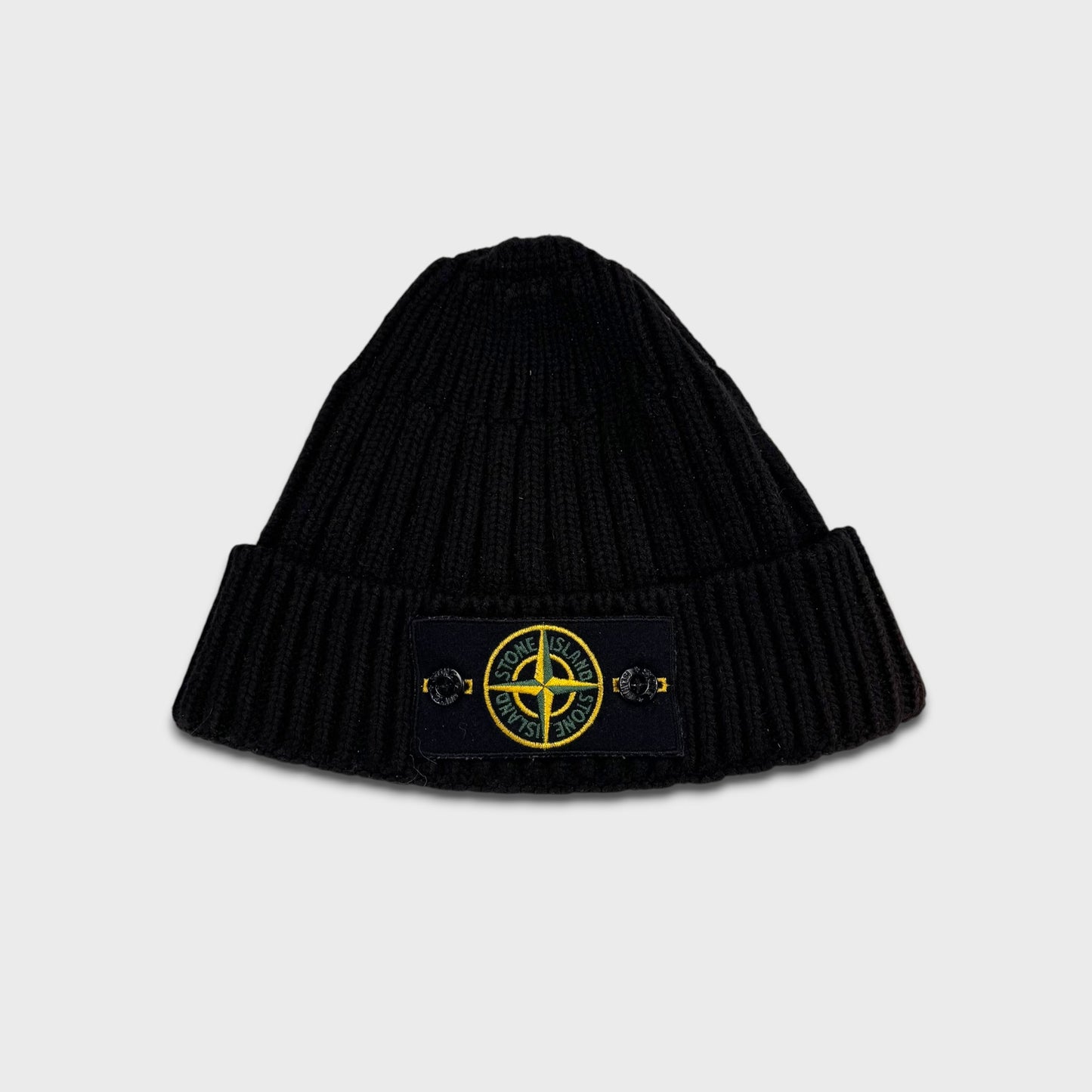 Stone Island Black Badge Ribbed Beanie