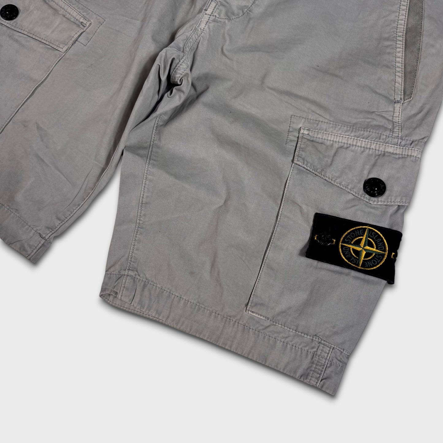 Stone Island Badge Cargo Shorts W30