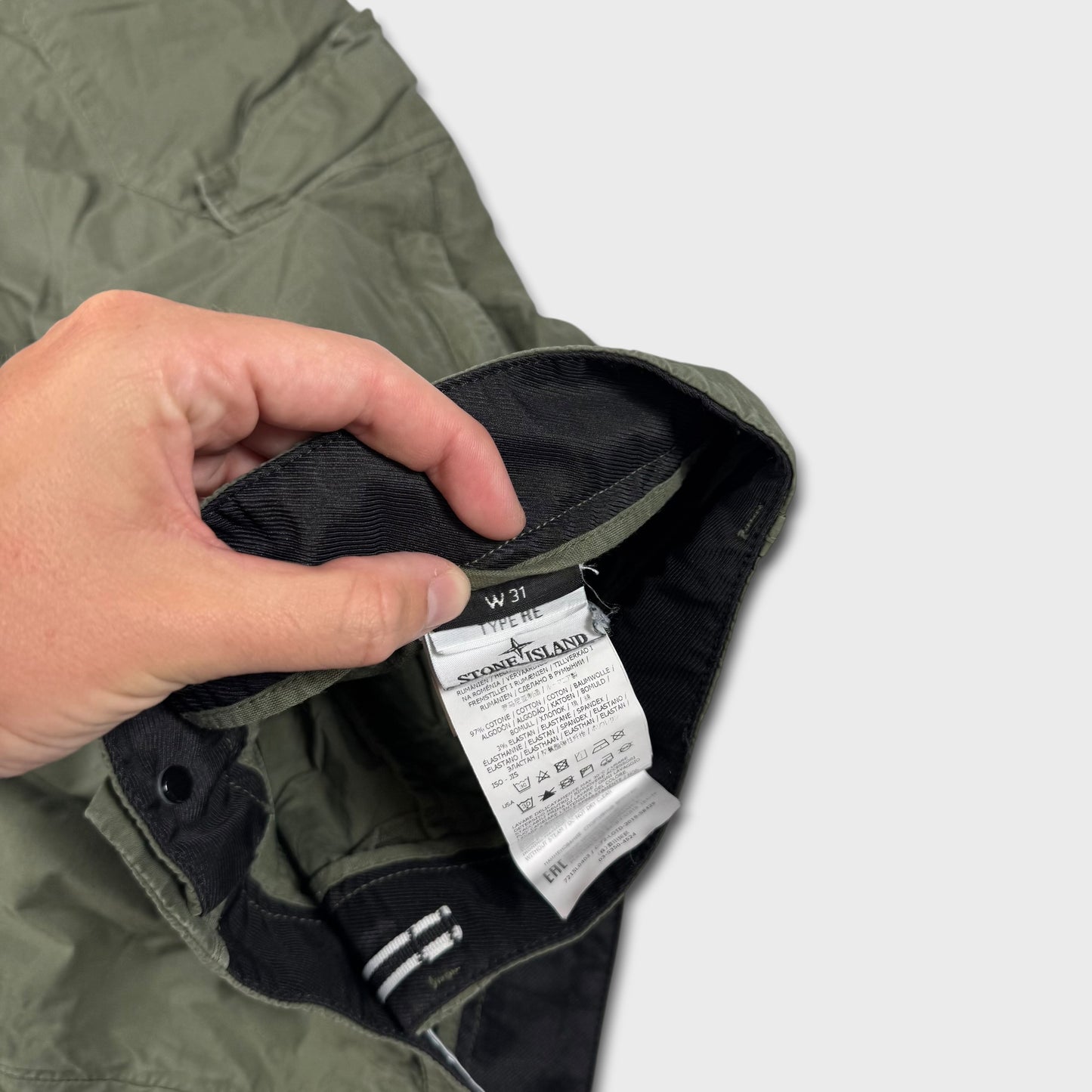Stone Island Badge Cargo Shorts W31