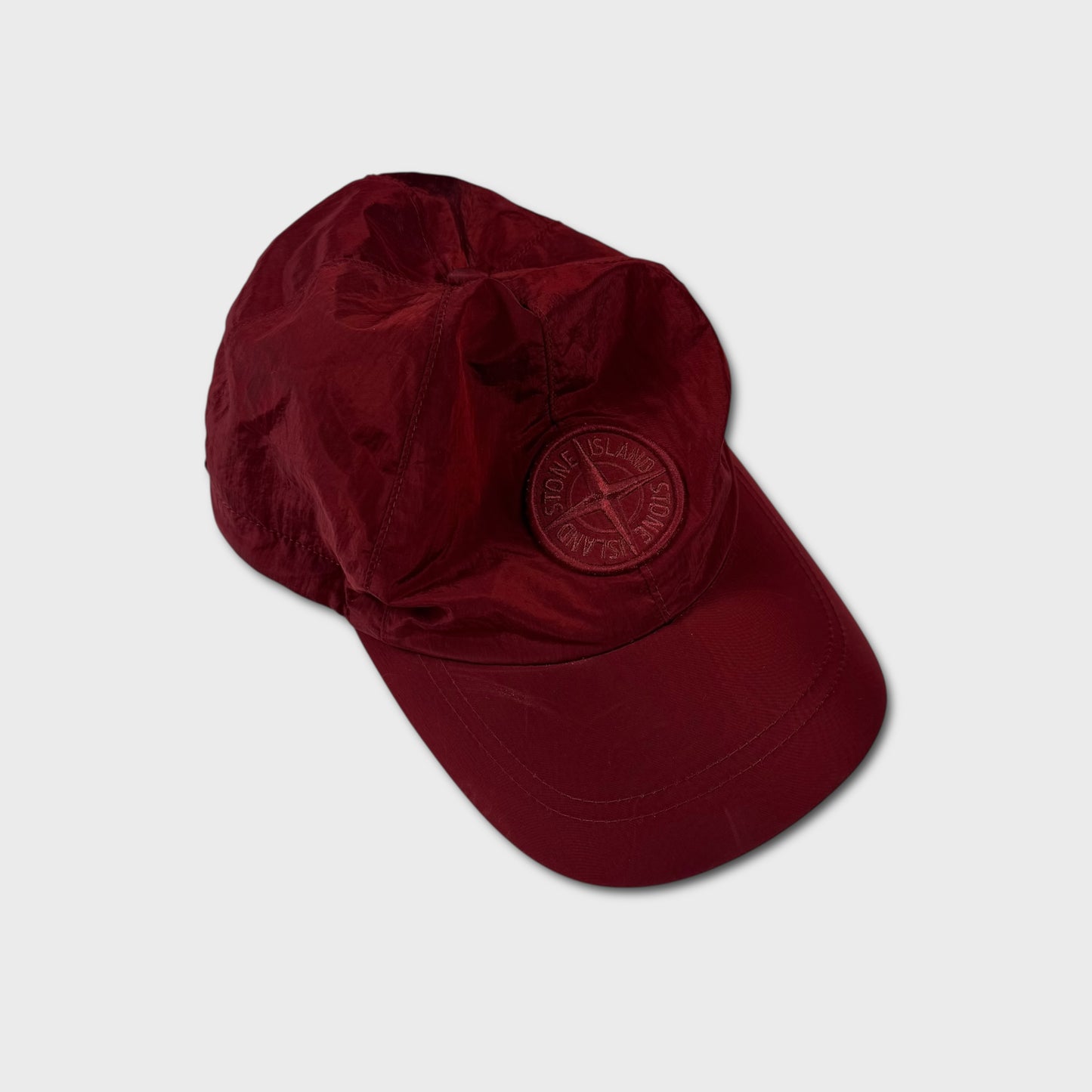 Stone Island Red Nylon Metal Cap L