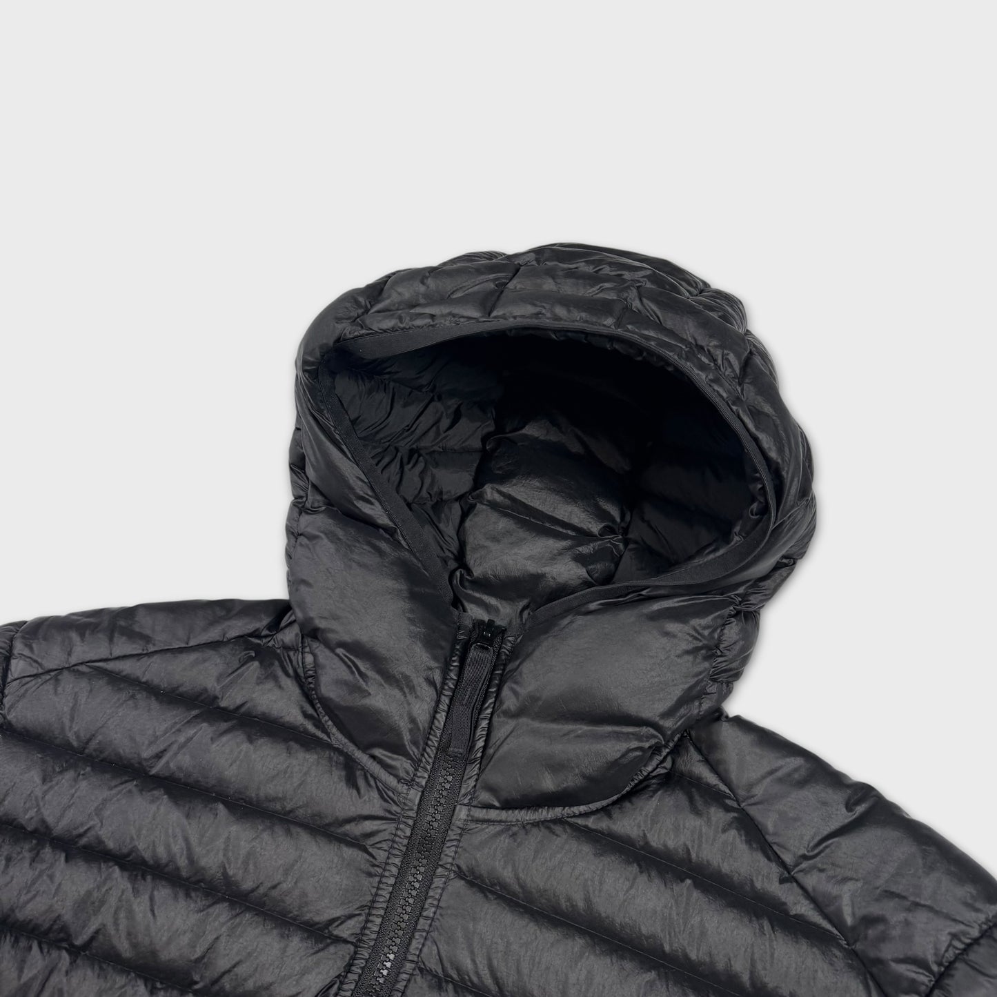 Stone Island Look Woven Chambers R-Nylon Down Jacket M