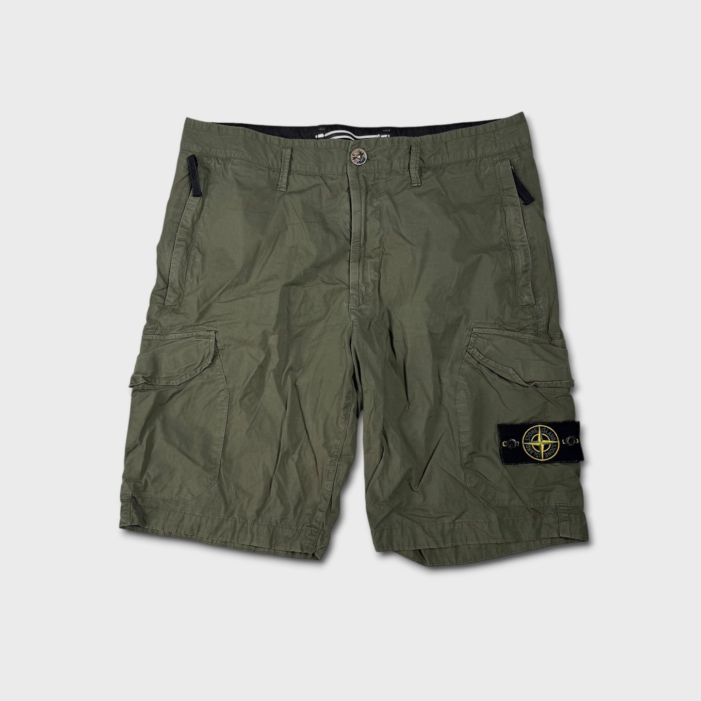 Stone Island Badge Cargo Shorts W31