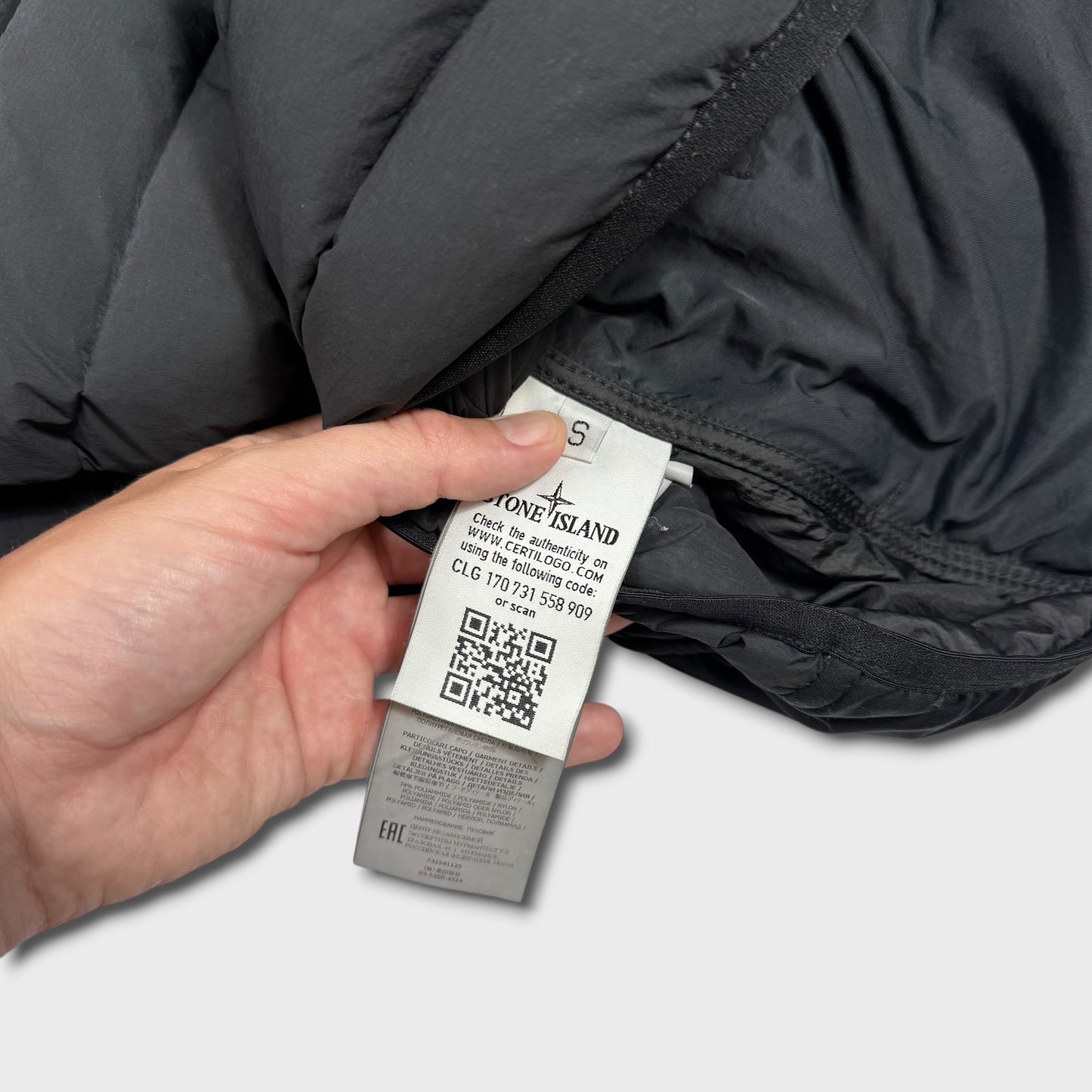 Stone Island Black Loom Woven Down Chambers Jacket S