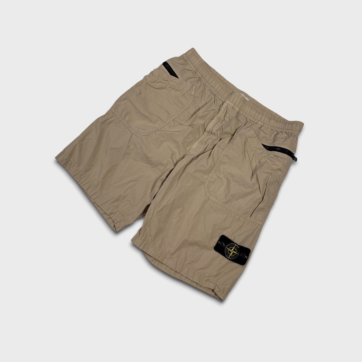 Stone Island Tela Badge Cargo Shorts W34
