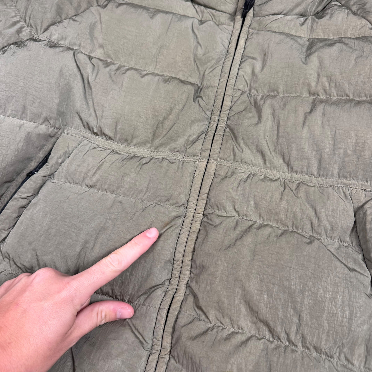CP Company Eco Chrome-R Goggle Hood Puffer Jacket M