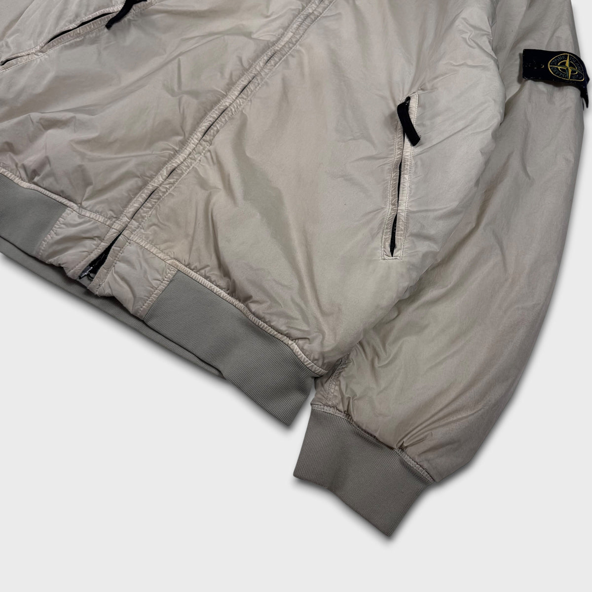 Stone Island Natural Garment Dyed Crinkle Reps W/ Primaloft Jacket L