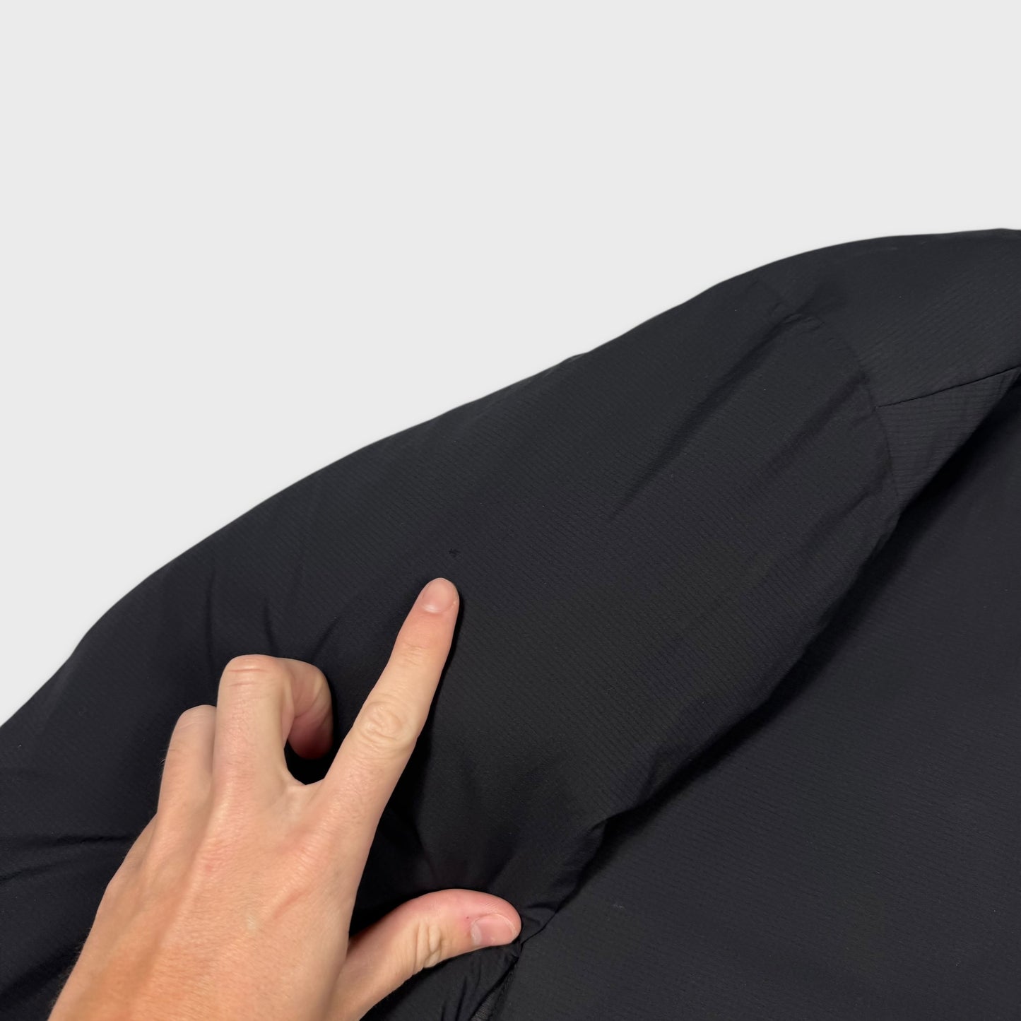 Arc’teryx Black Atom SL Jacket M